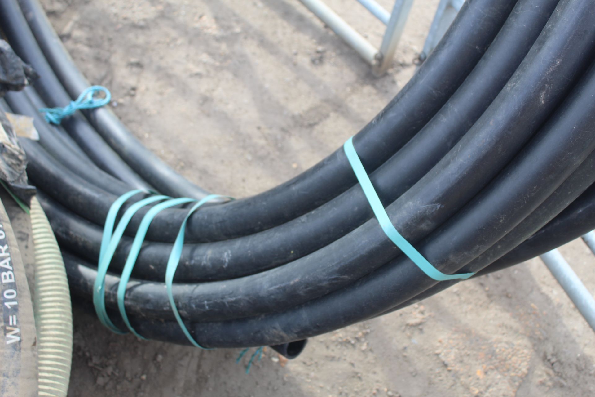 Coil of 50mm black pipe. - Image 5 of 5