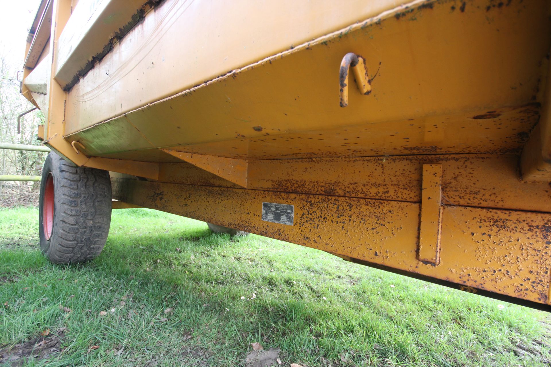 Richard Western 10T single axle dump trailer. 1992. With greedy boards and tailgate. Owned from new. - Image 22 of 23