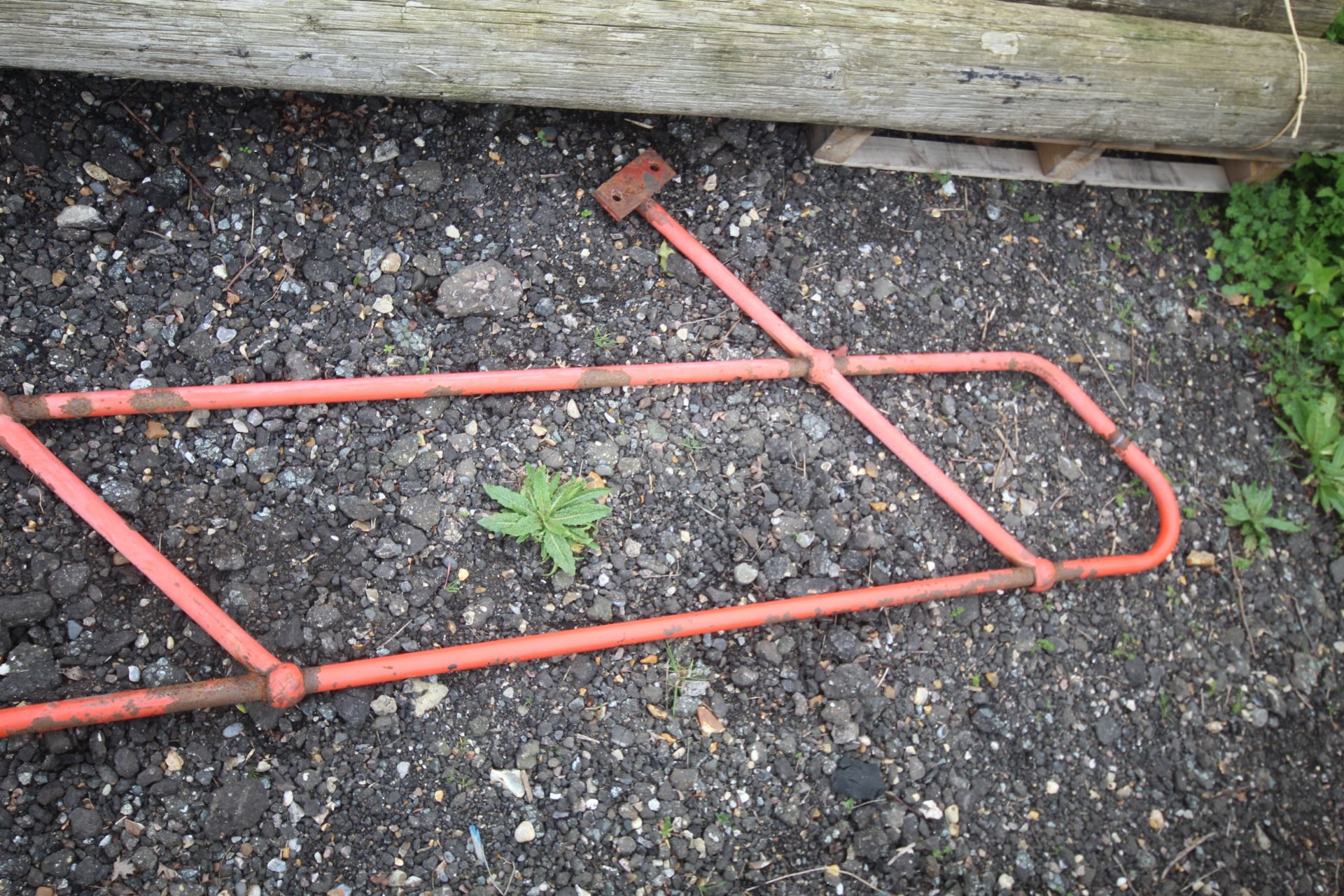 Stair metal hand rail. - Image 4 of 4