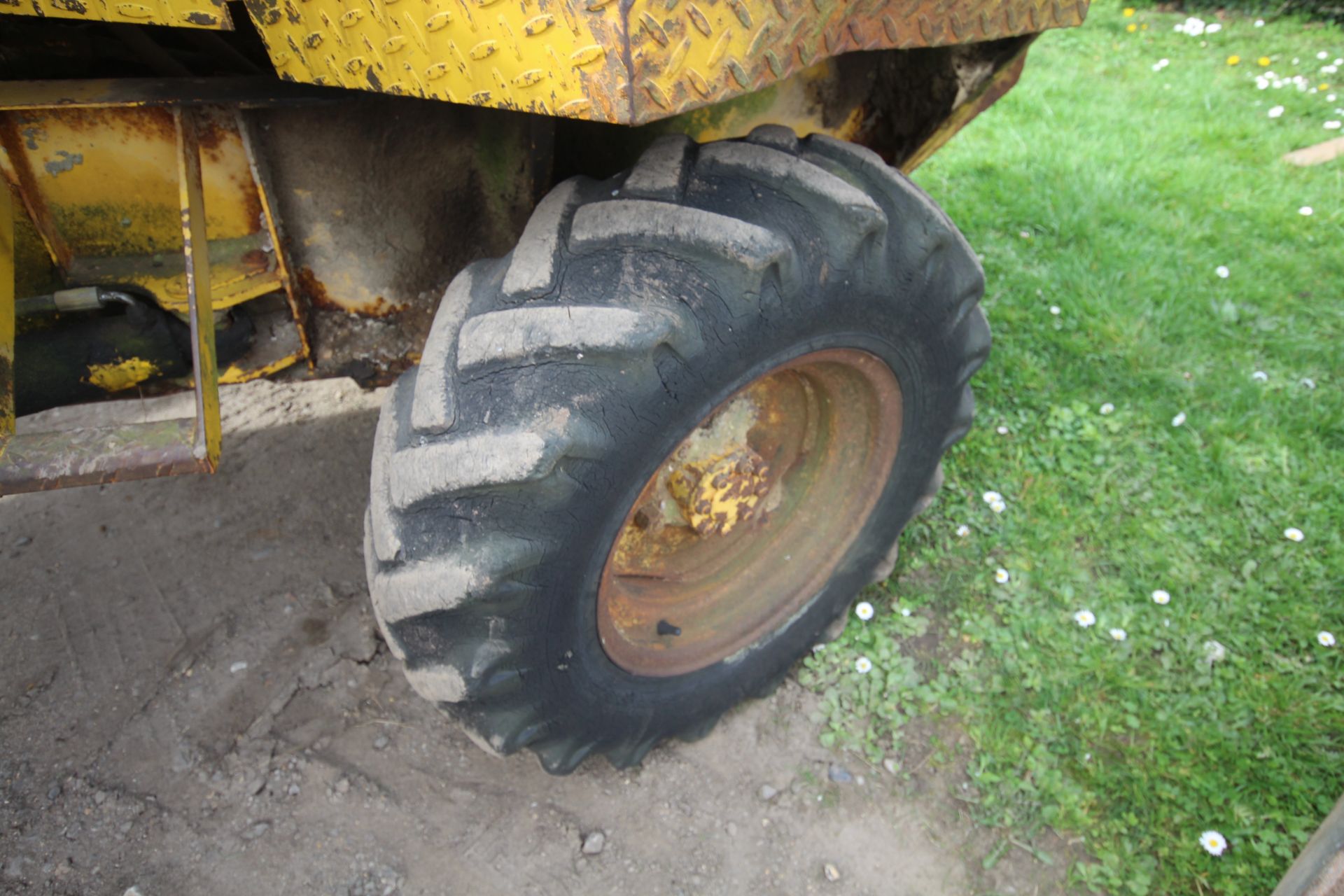 Thwaites 4000 2T 4WD crank start dumper. - Image 9 of 25