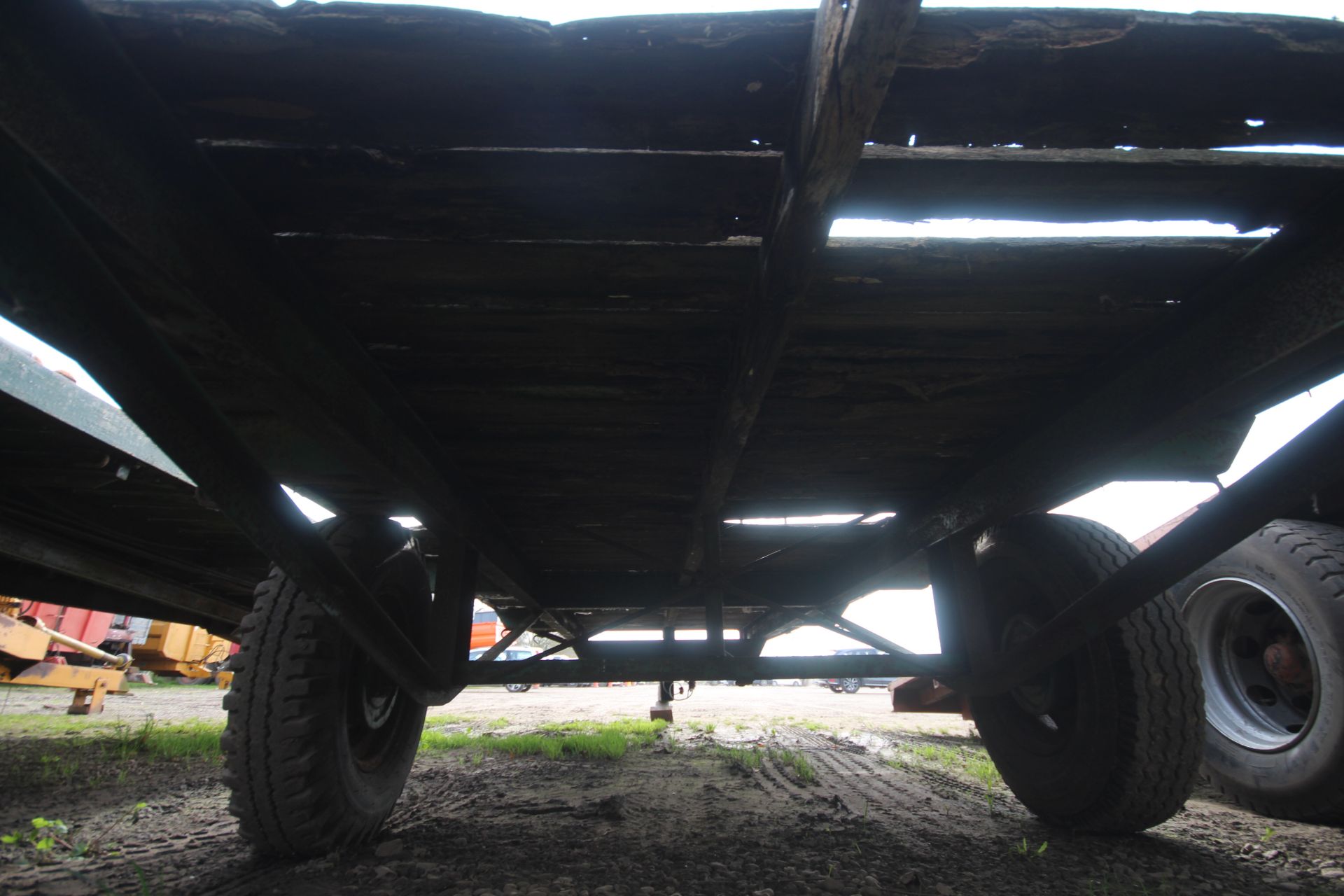 20ft single axle bale trailer. With front and rear ladders. - Image 17 of 20