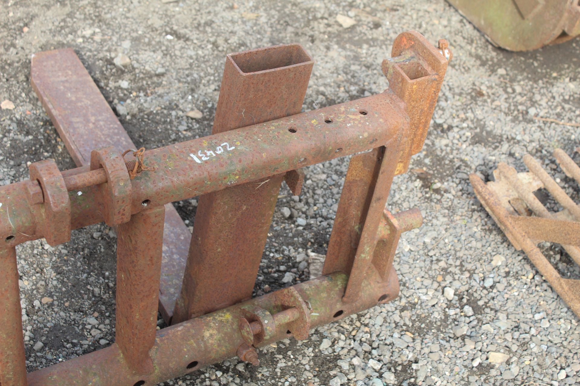 Pallet tines for Massey Ferguson 80 loader. - Image 7 of 7