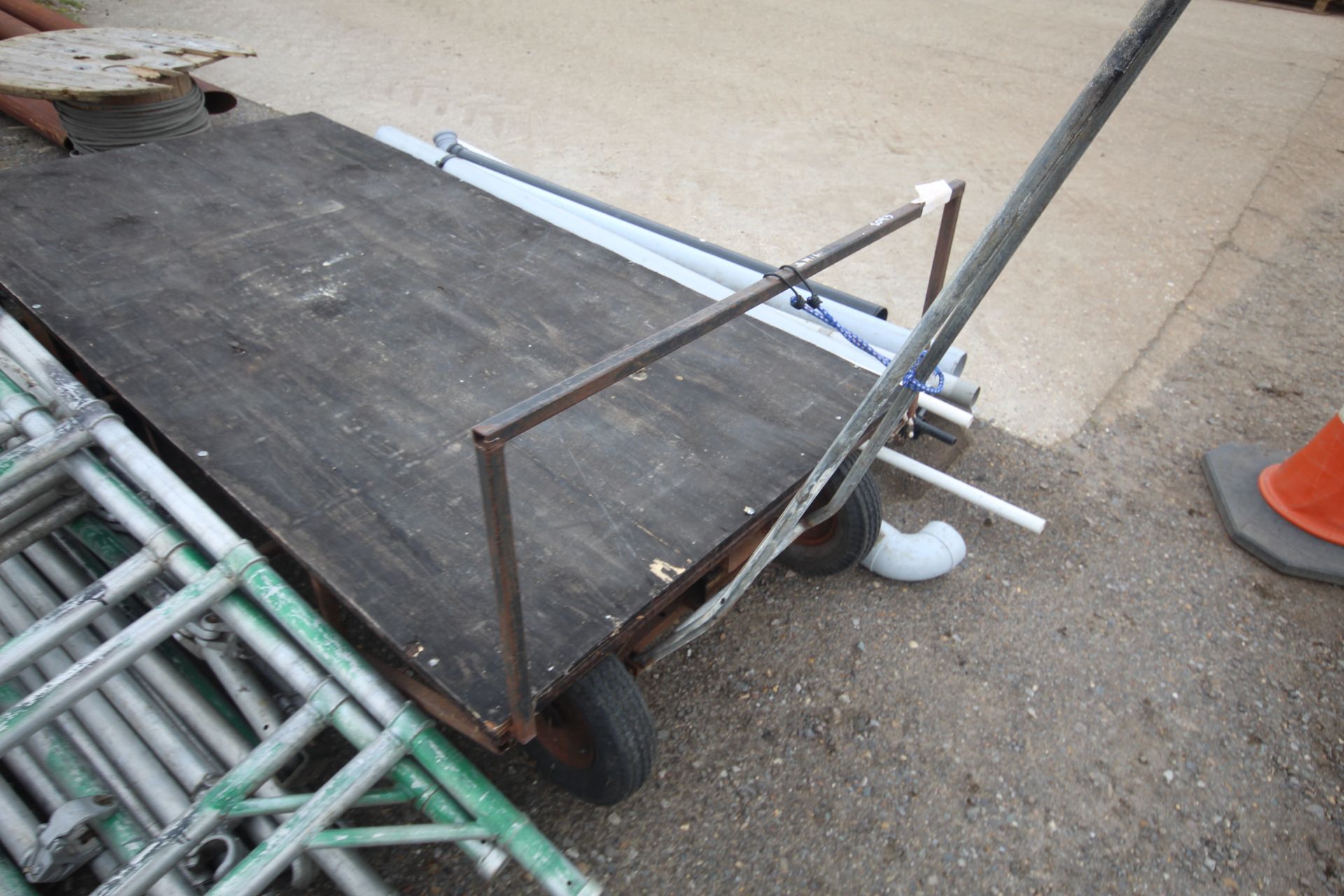 Four wheel yard trolley. - Bild 7 aus 8