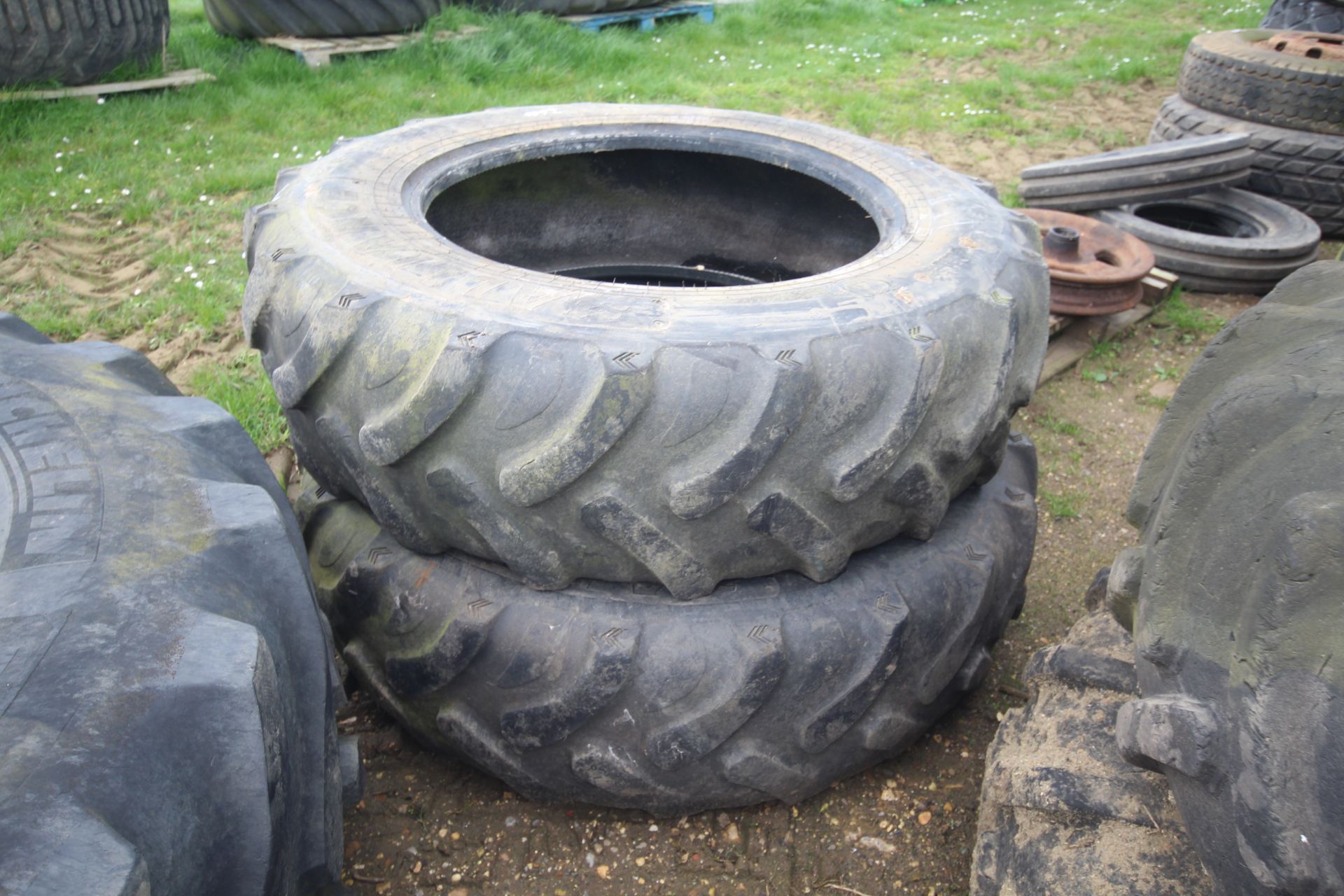 Pair of Alliance 380/85R30 tyres. V - Image 3 of 5