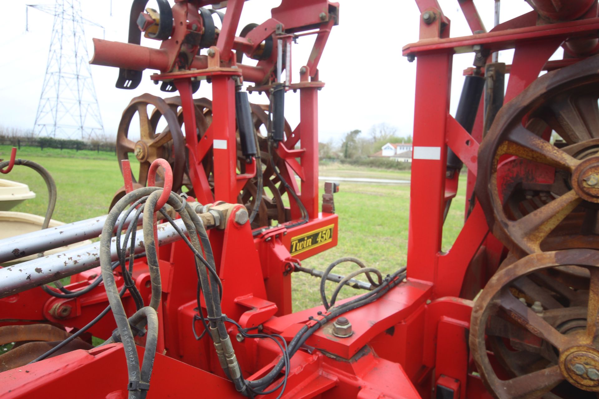 Vaderstad 4.5m Rexius Twin 450. With sprung legs, levelling paddles and double cast iron rings. - Image 43 of 48