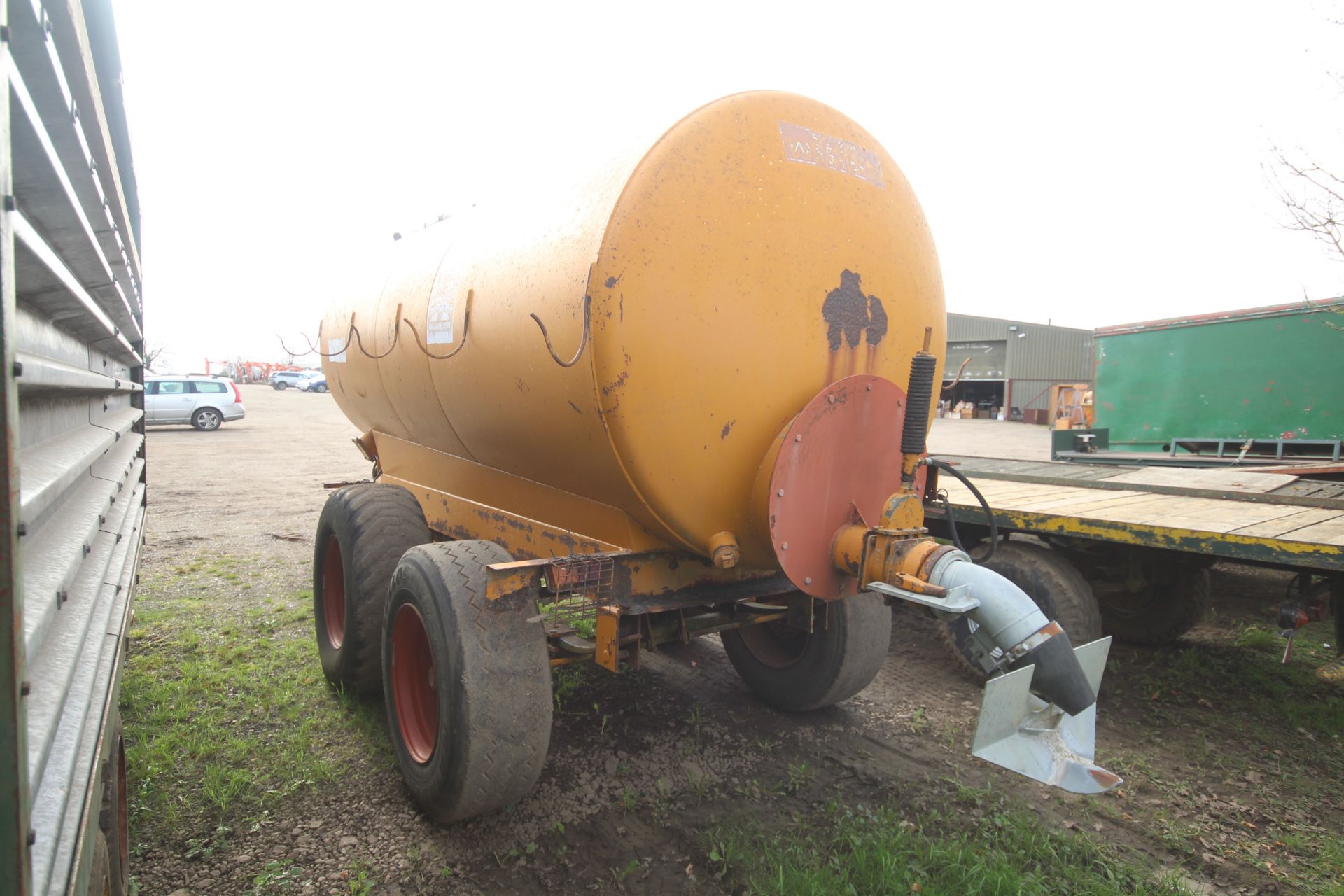 Richard Western 2,000g twin axle slurry tanker. V - Image 4 of 24