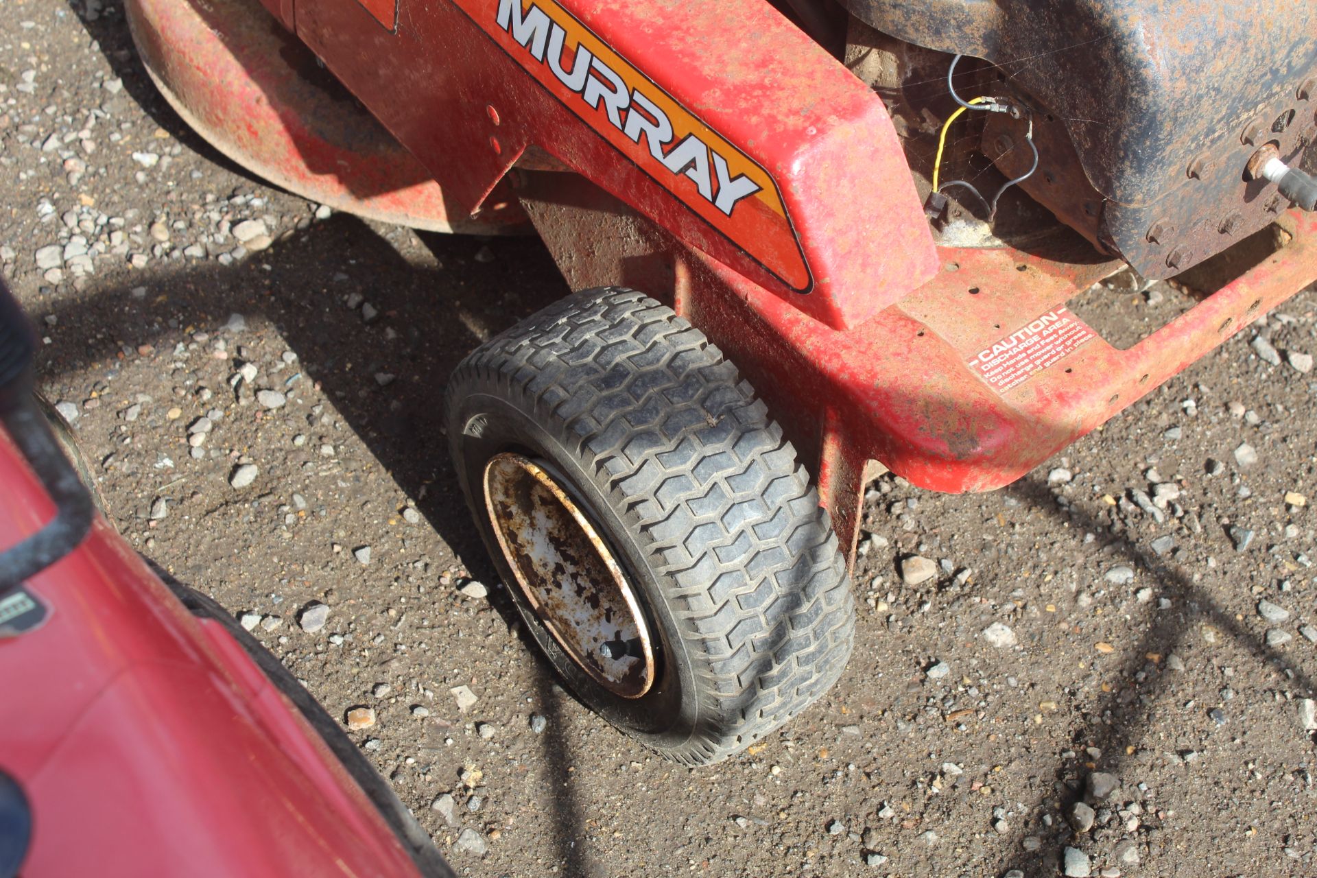 Murray 6/25 ride-on mower. Serial number 041202. V - Image 13 of 15