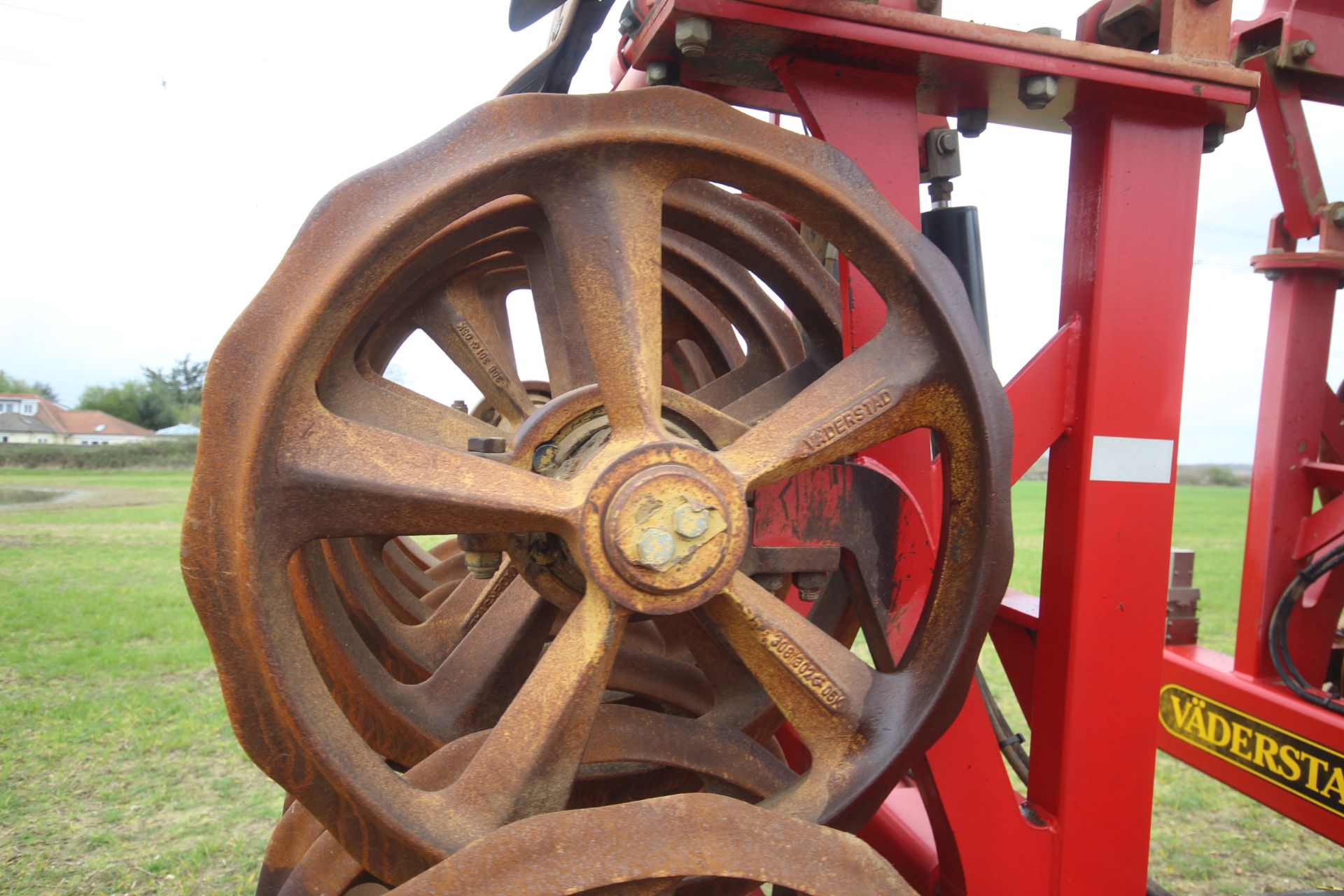 Vaderstad 4.5m Rexius Twin 450. With sprung legs, levelling paddles and double cast iron rings. - Image 15 of 48