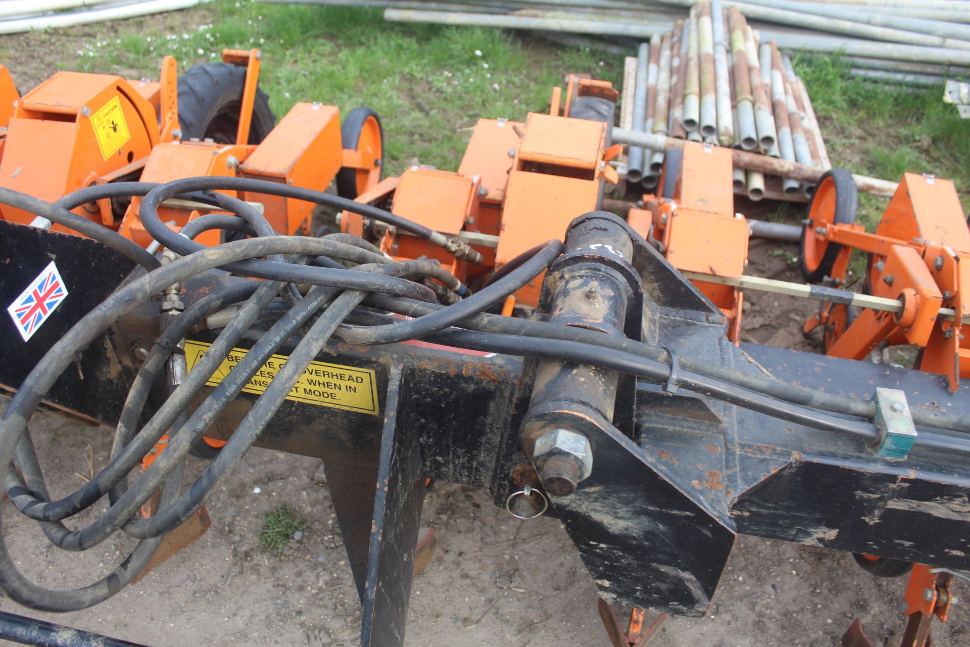 Stanhay Rallye 592 hdraulic folding 12 row beet drill. With bout markers. V - Bild 5 aus 28