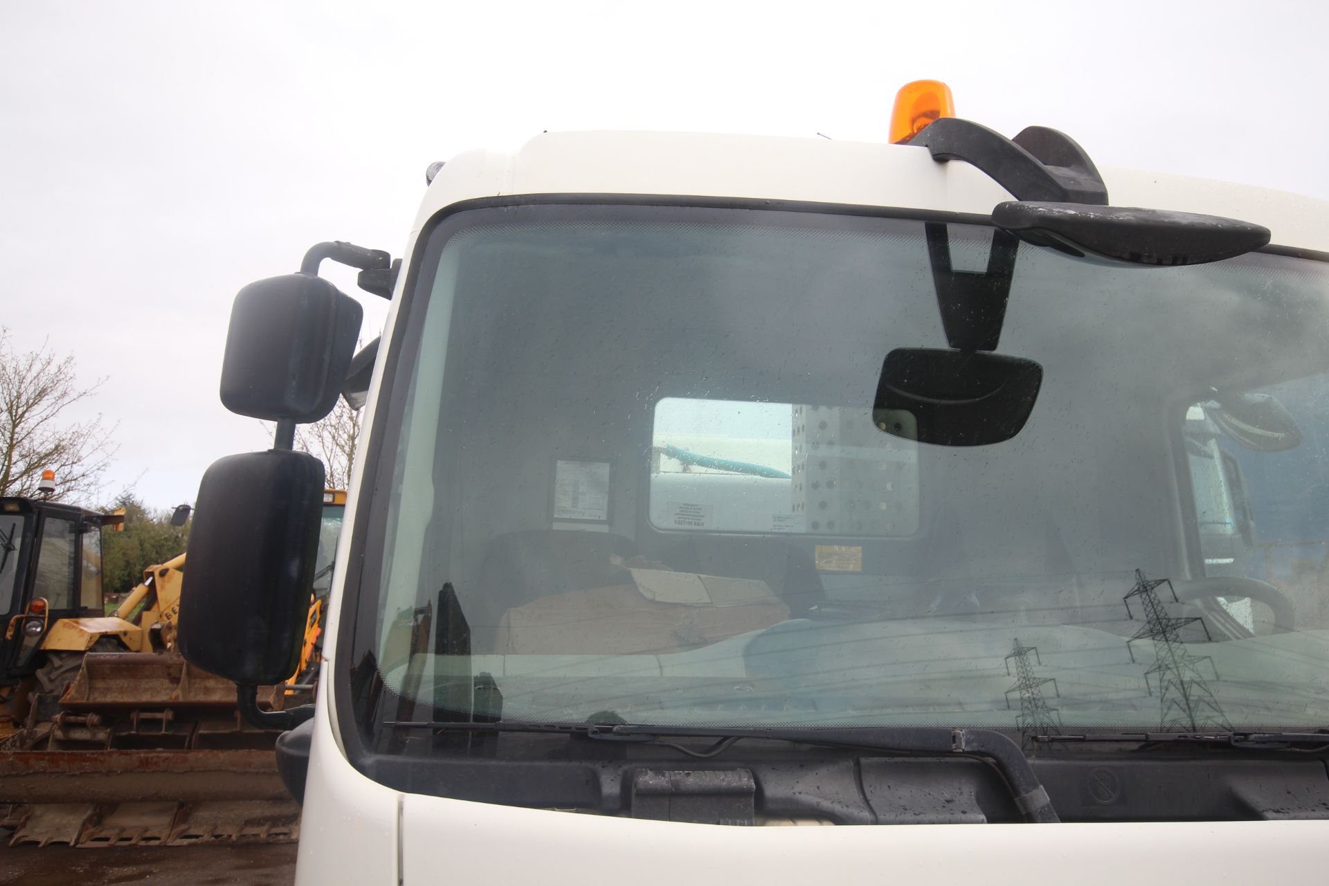 Leyland DAF FA LF45.160 7.5T LHD 4x2 sweeper. Registration CN60 CAV. Date of first registration 12/ - Image 49 of 70