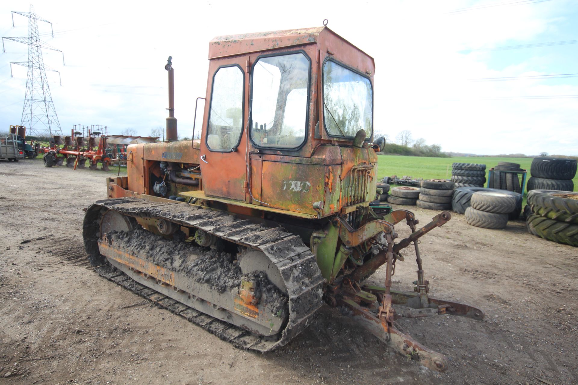 Fiat 100c steel tracked crawler. With Turner rear linkage. Owned from new. Unused for some time - Image 4 of 58