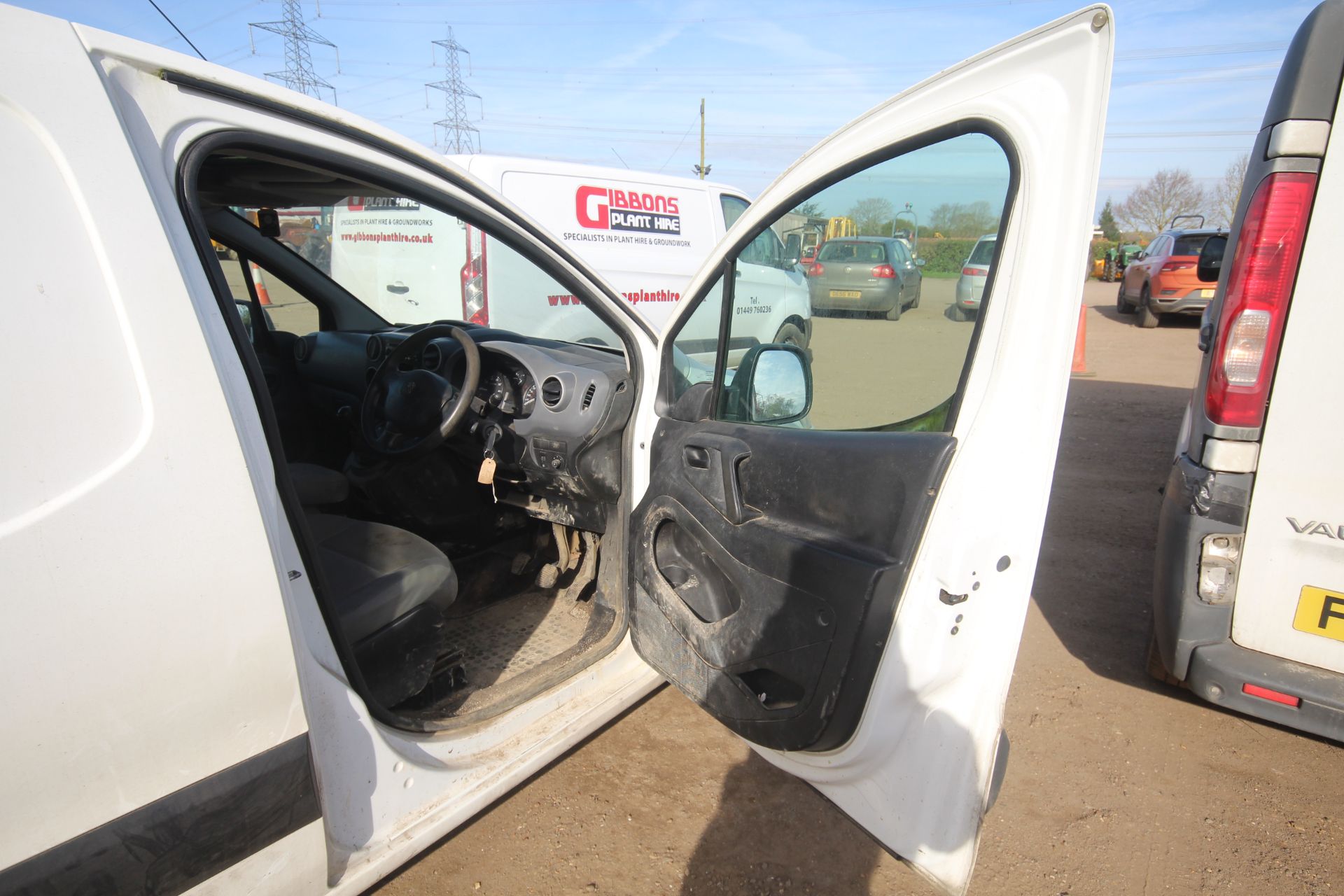 Peugeot Partner 1.6L diesel manual van. Registration MM13 RXC. Date of first registration 31/07/ - Image 28 of 52