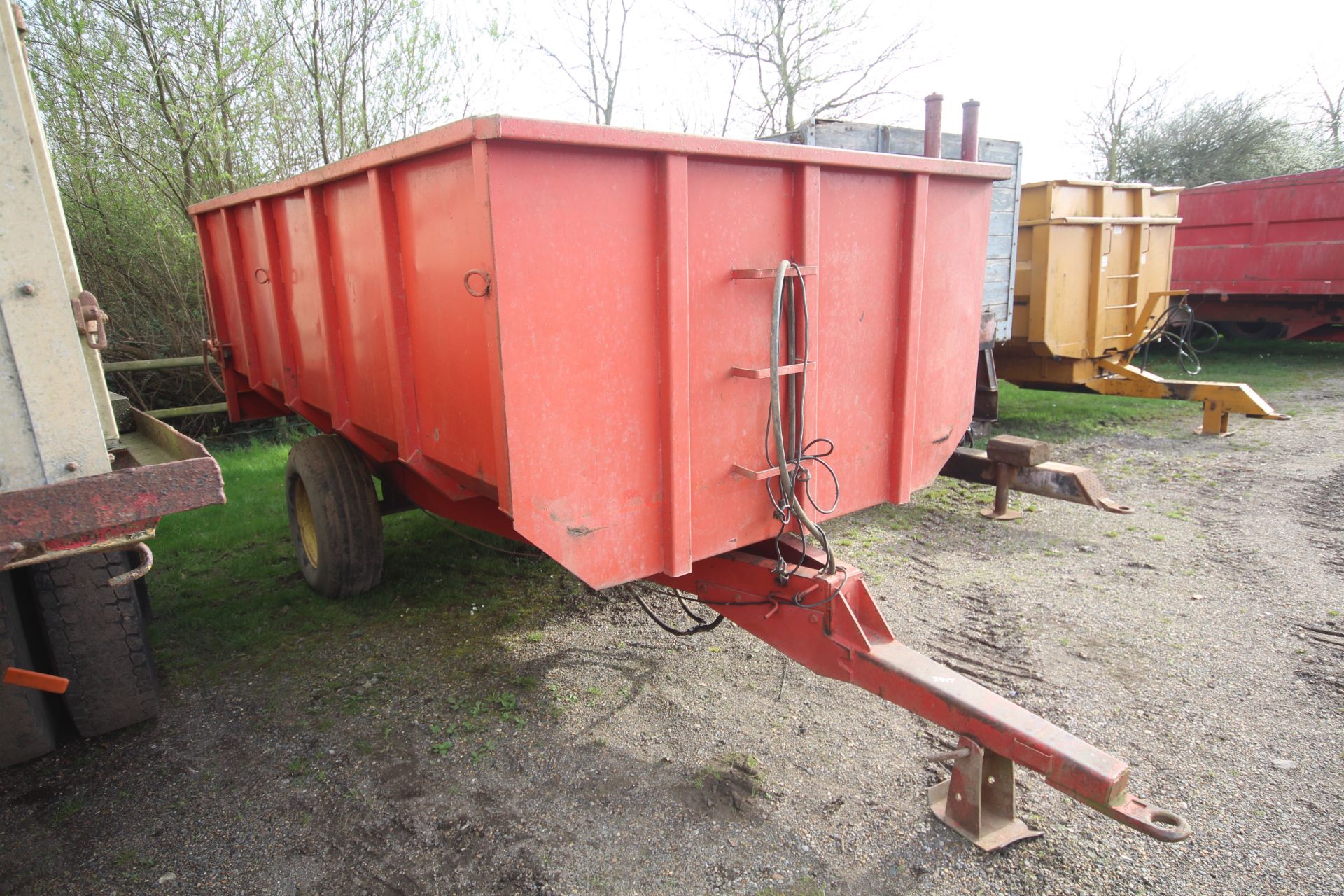 Massey Ferguson/ Weeks 6T single axle tipping trailer. From a local Deceased estate. - Image 2 of 27