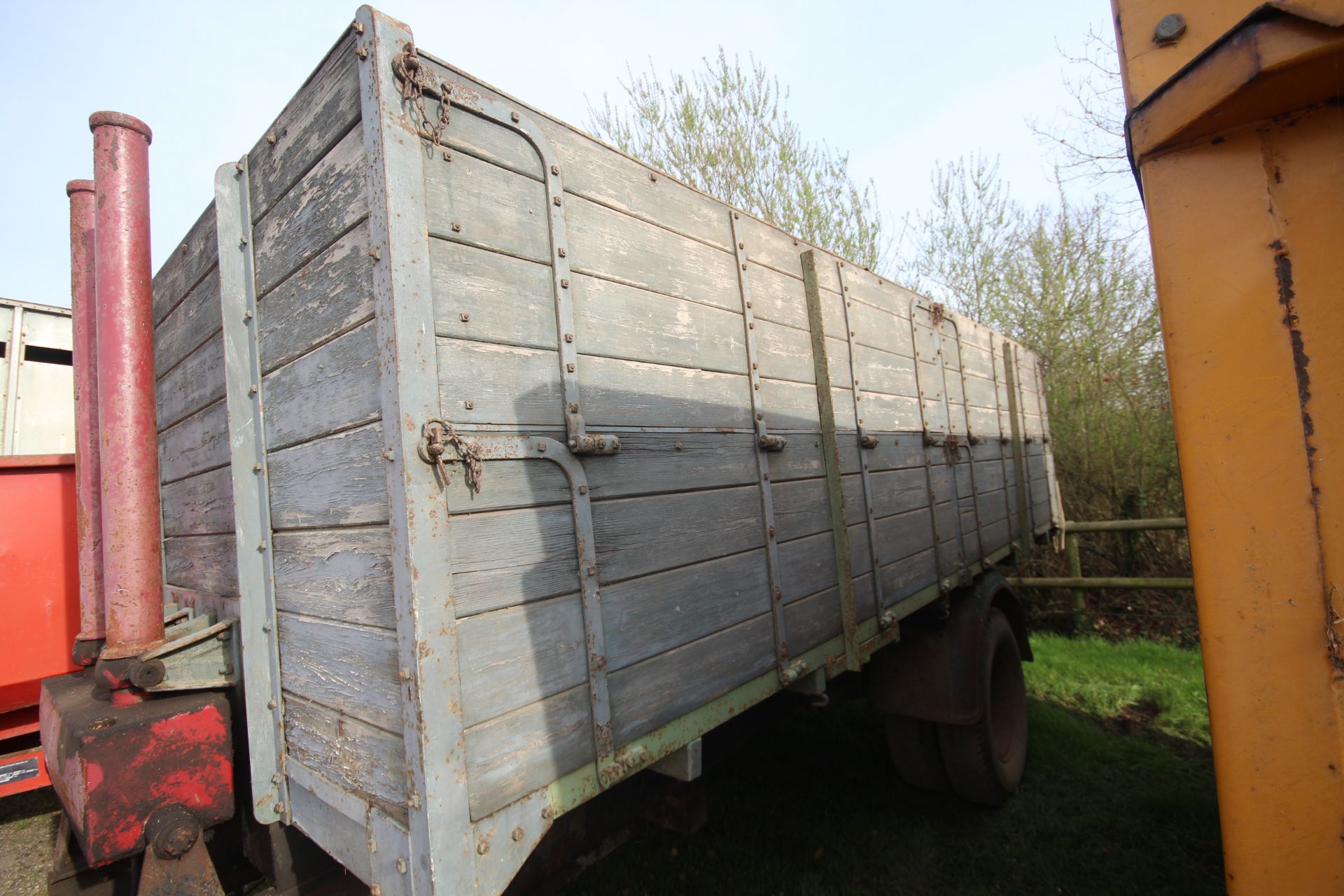 10T single axle lorry conversion wooden sided tipping trailer. - Bild 10 aus 25