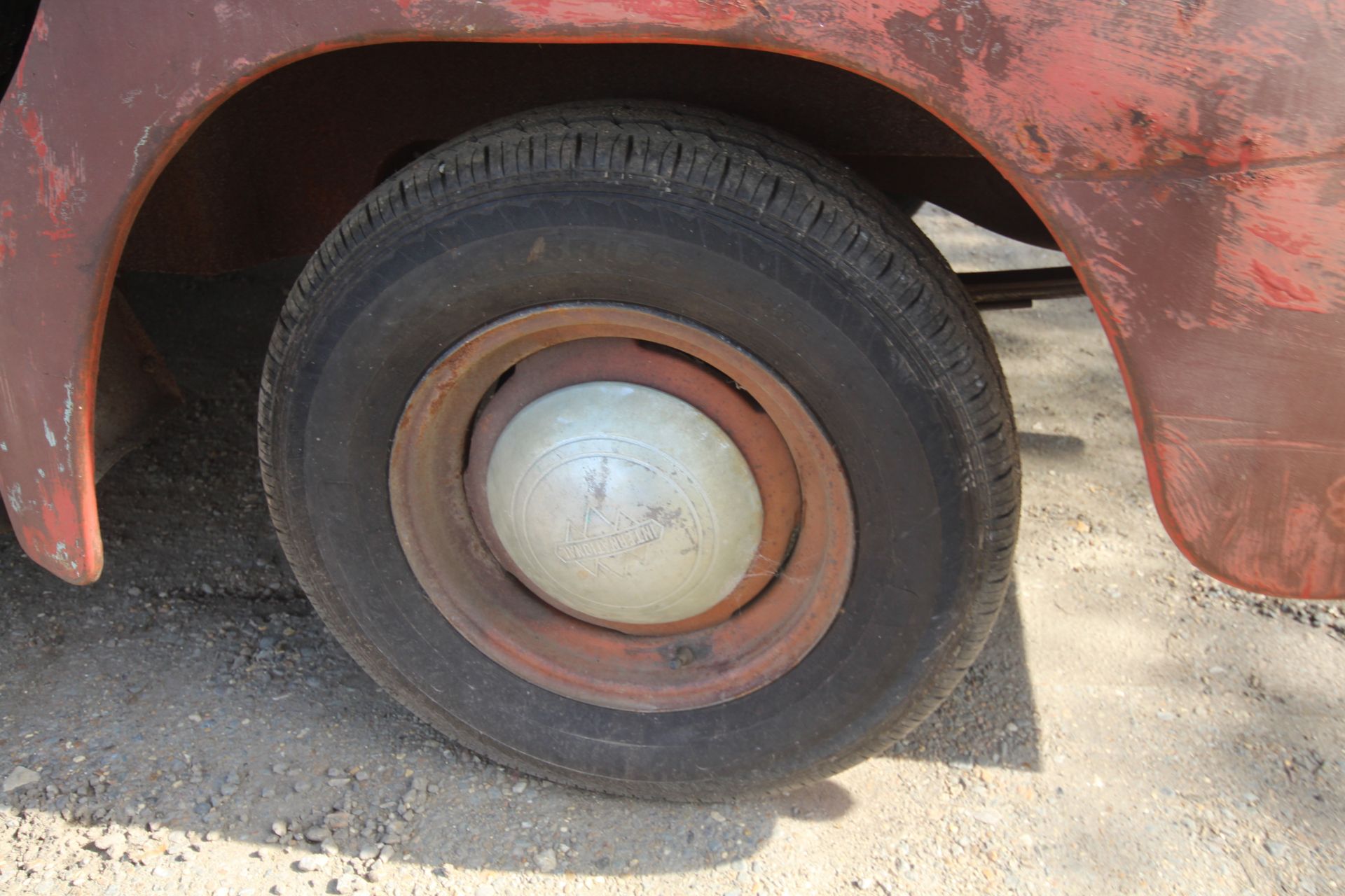 International R100 petrol pick-up. Registration 161 XVY. 1954. Vendor reports a lot of - Image 25 of 54