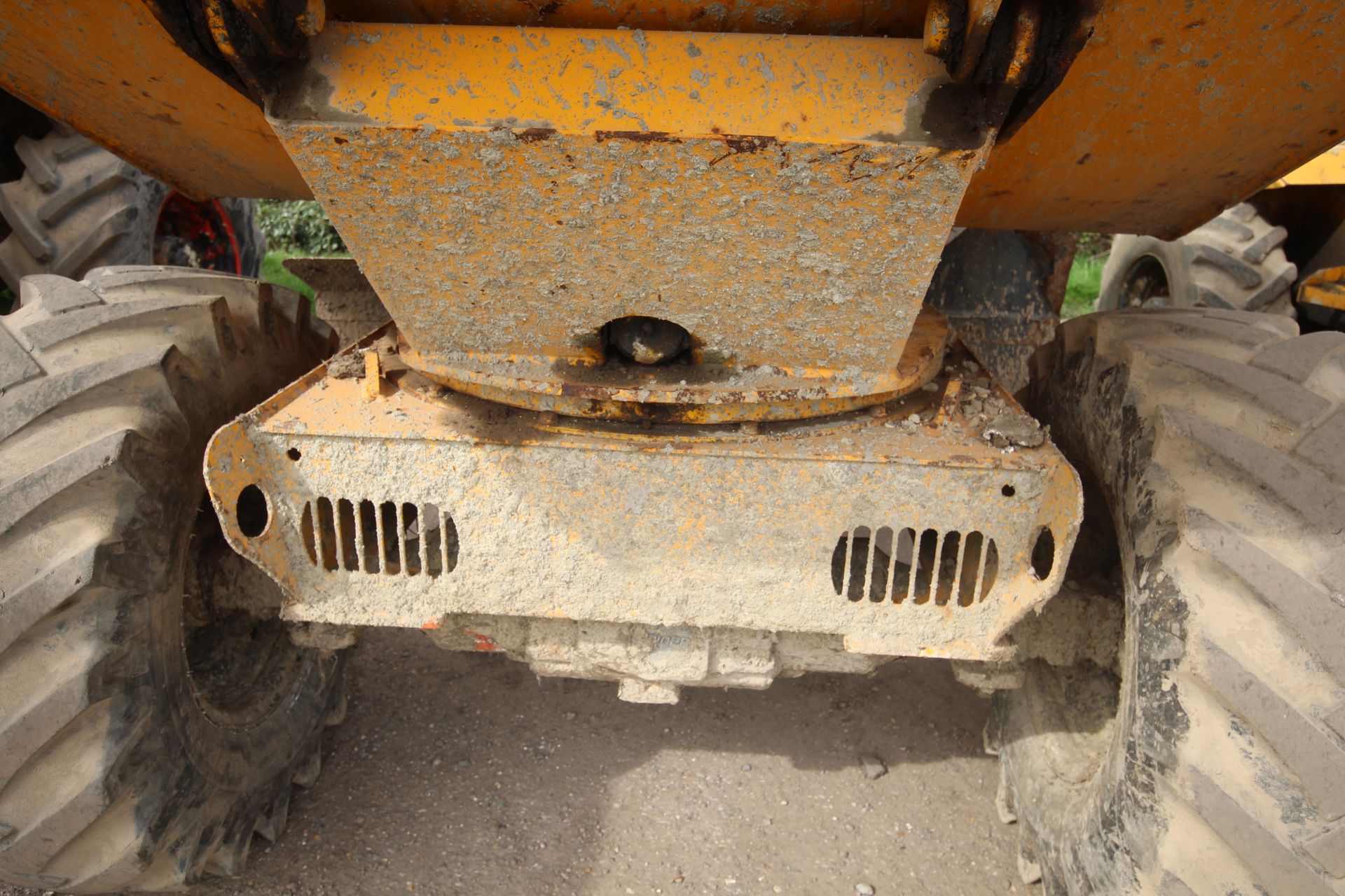 Thwaites 3T 4WD swivel tip dumper. 2014. 996 hours. Serial number SLCM573Z1409C9704. 11.5/80-15.3 - Image 5 of 34