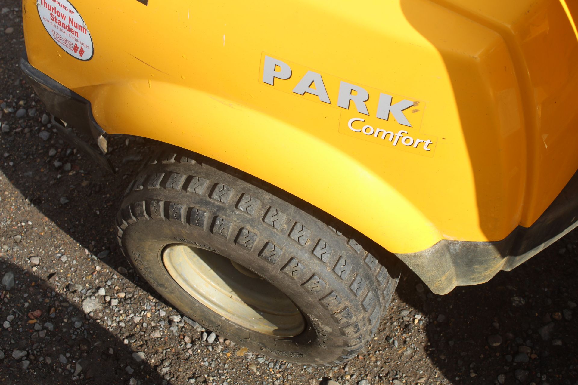 Stiga Park Comfort hydrostatic 2WD ride-on out front mower. 2005. Key held. - Image 23 of 24