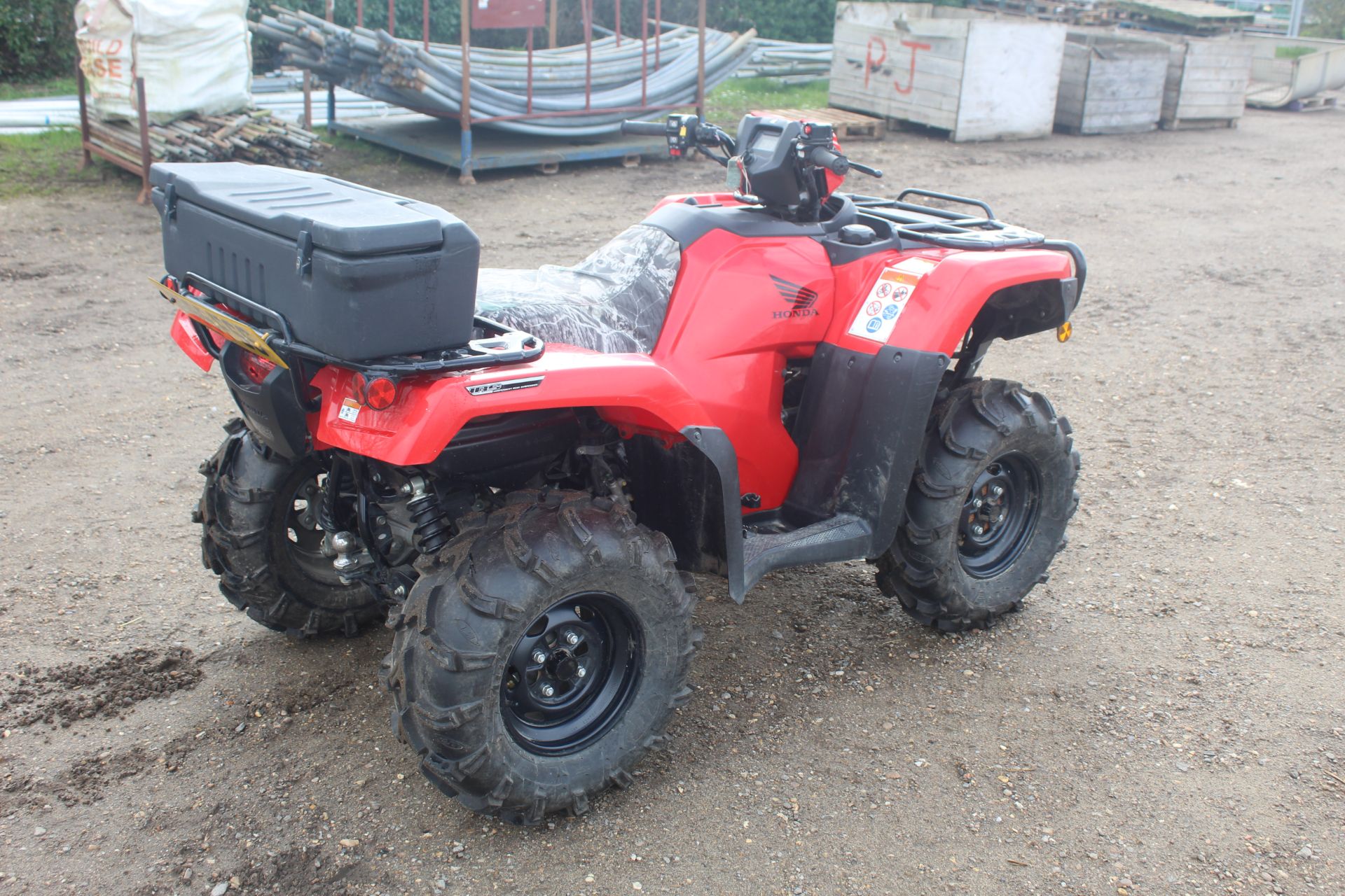 Honda TRX 500 Automatic DCT 4WD quad bike. Registration AU65 FSS. Date of first registration 01/11/ - Image 3 of 42