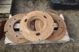 Fordson rear wheel weights: starter and 2x weights.