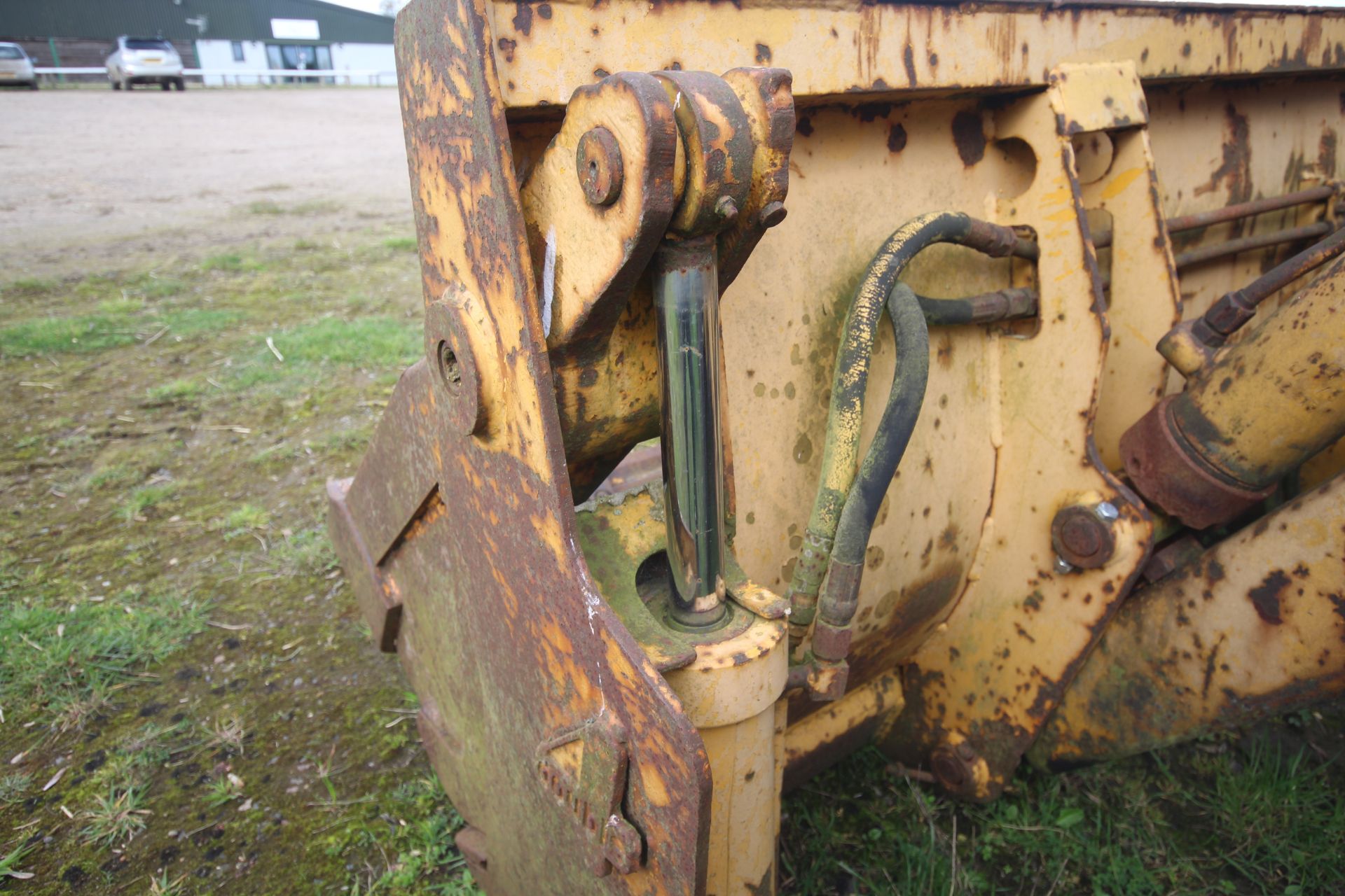 International Harvester 260A 2WD backhoe loader. Registration CWJ 891T (no paperwork). Date of first - Image 83 of 104