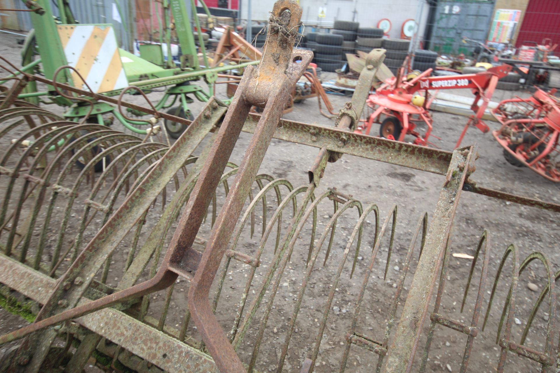 Trailed vintage hay rake. V - Image 5 of 10