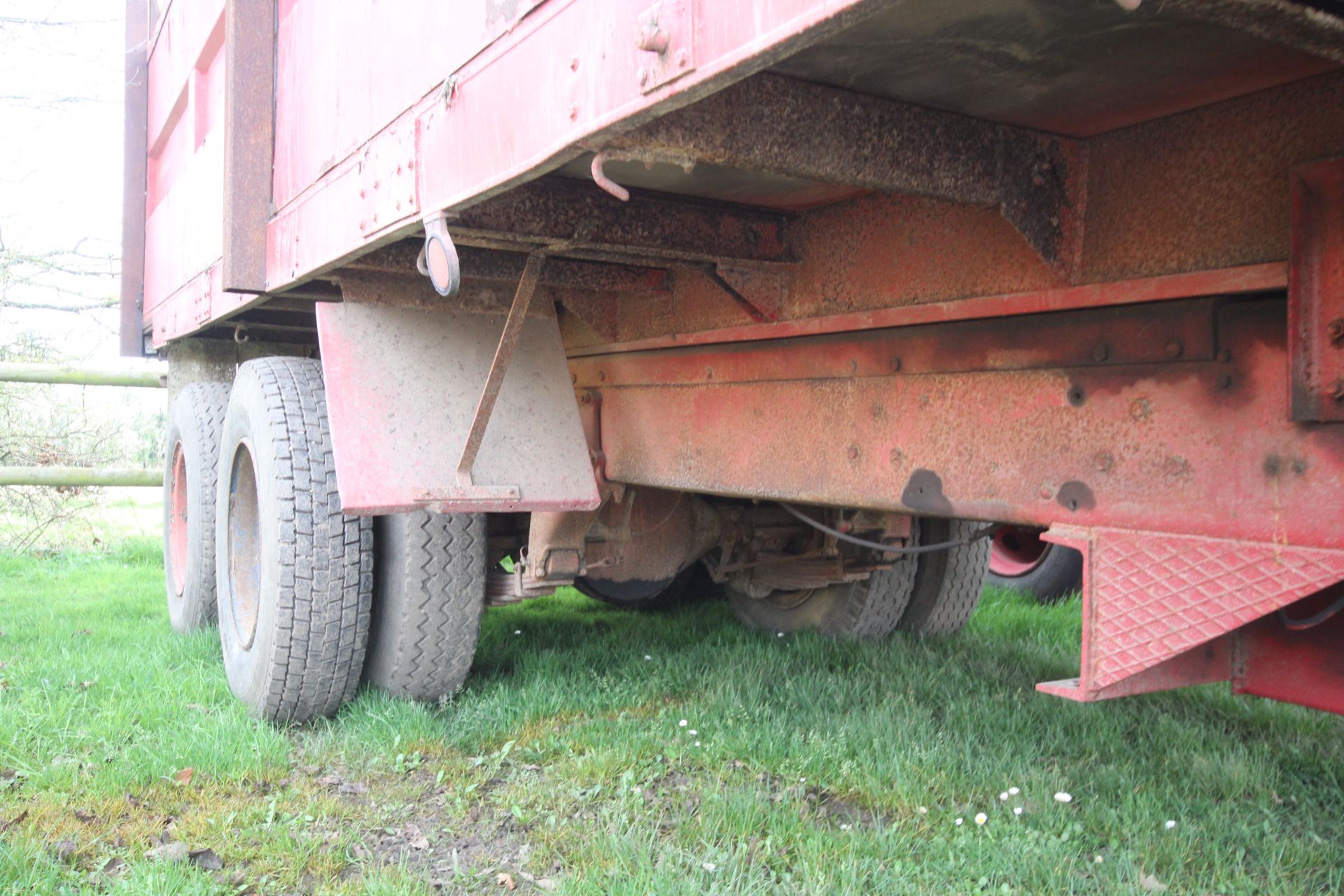 15T twin axle lorry conversion tipping trailer. V - Image 13 of 28