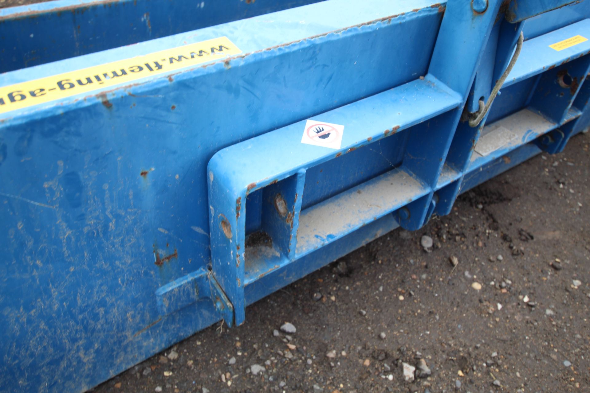 Fleming TB5 tipping transport box. - Image 3 of 10