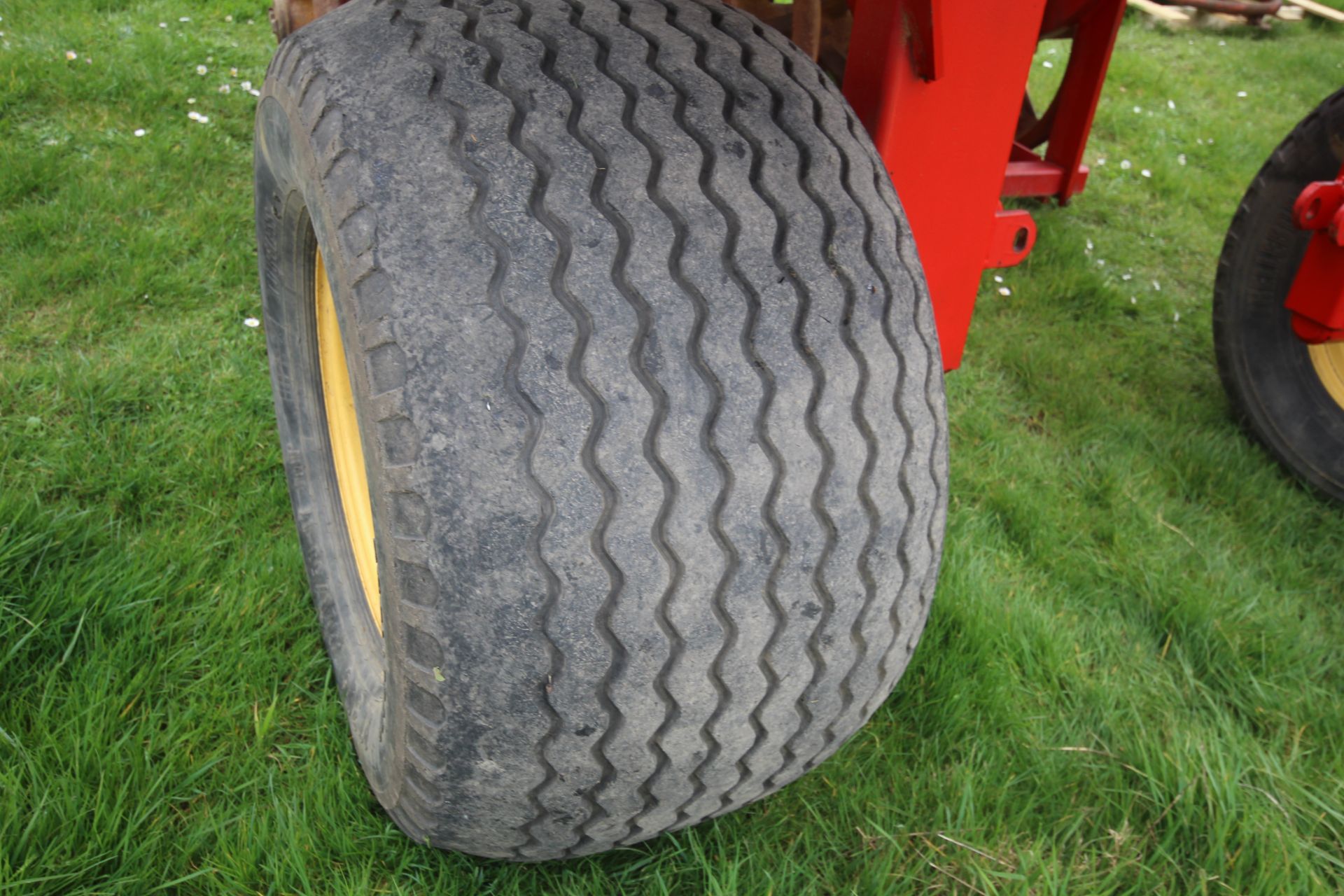 Vaderstad 4.5m Rexius Twin 450. With sprung legs, levelling paddles and double cast iron rings. - Image 36 of 48