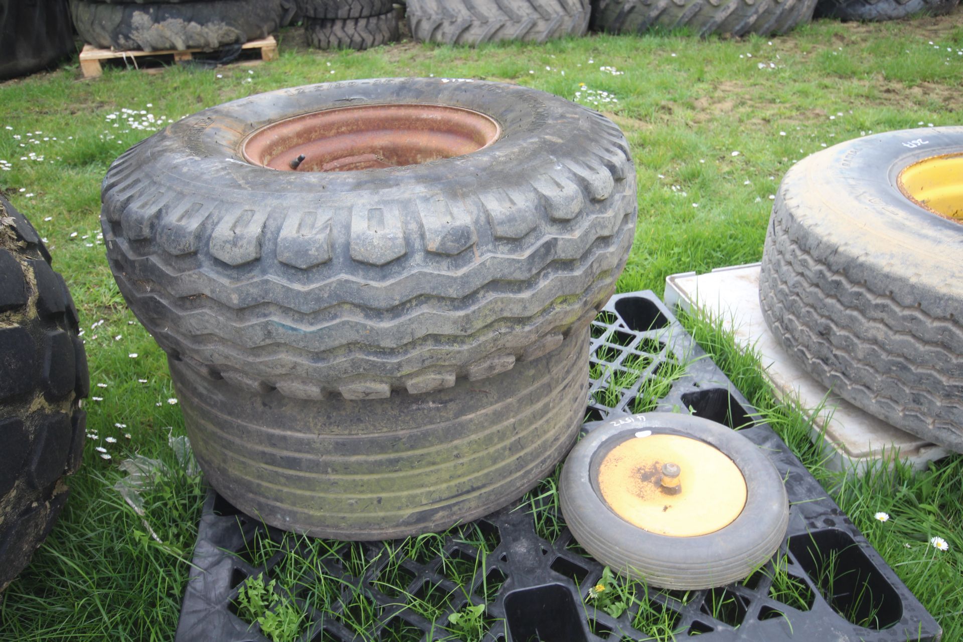 12.5/80-15.3 trailer wheel and tyre and barrow whe - Image 2 of 5