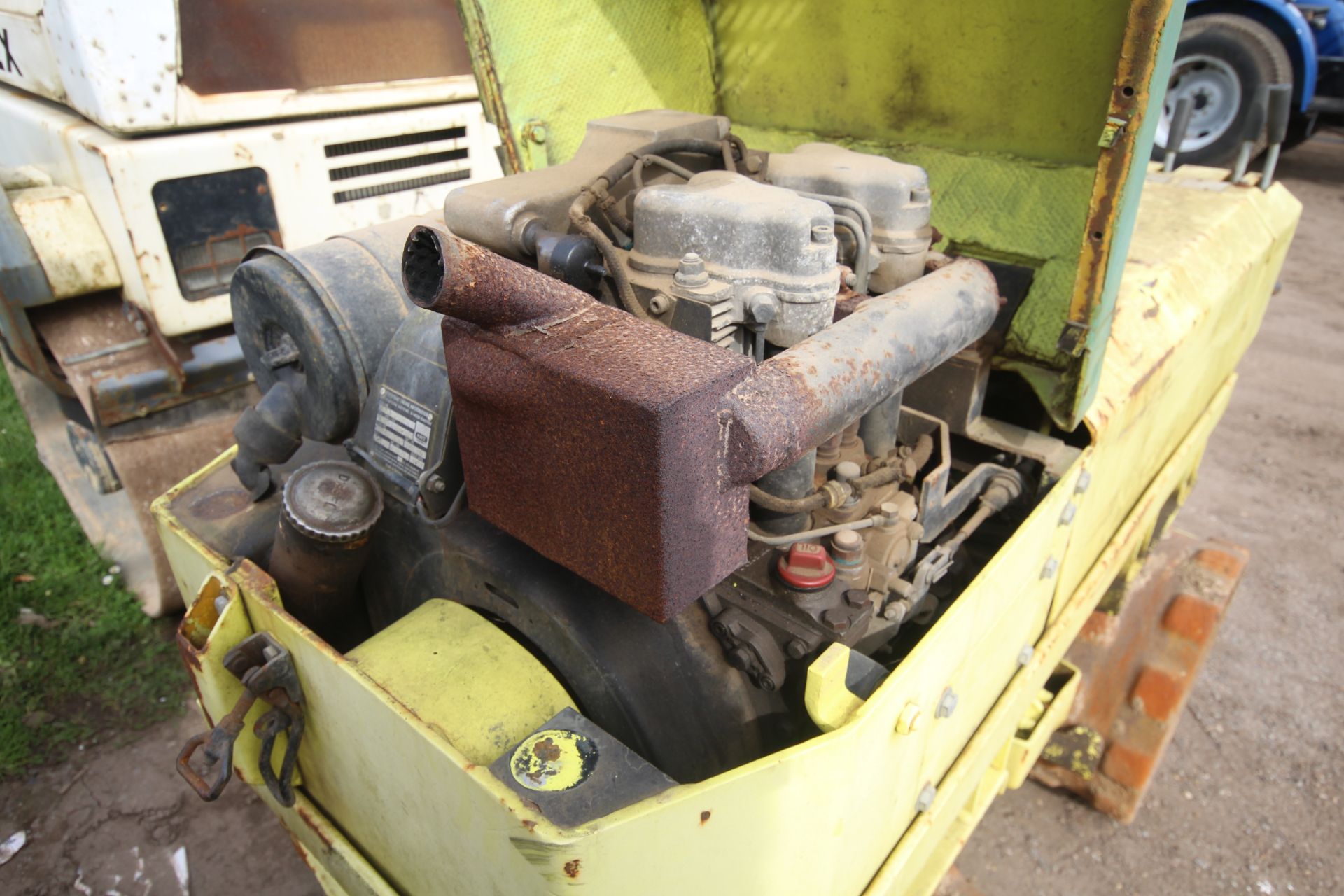 Rammax double drum trench roller. With Hatz diesel engine. Key held. V - Image 11 of 13