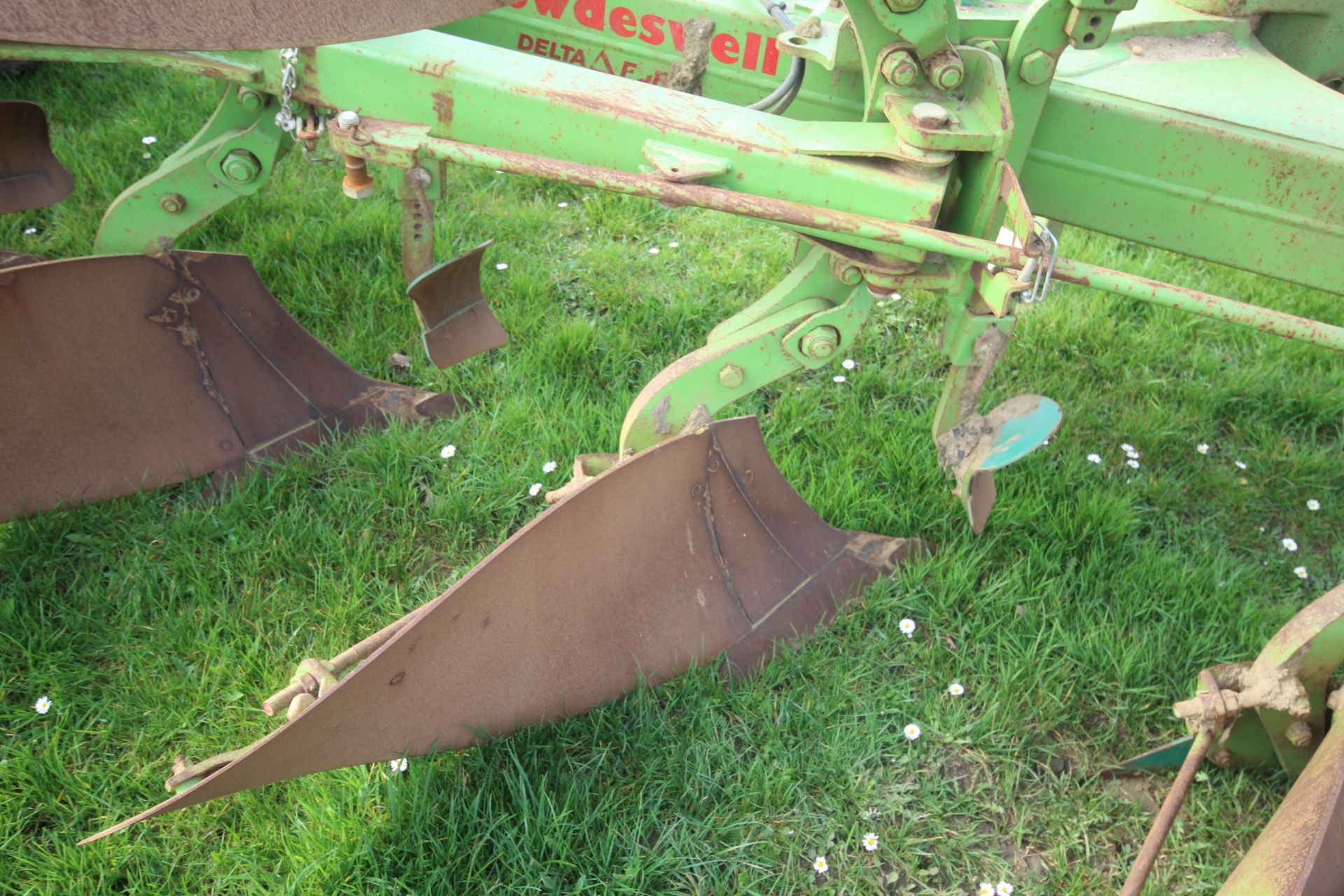 Dowdeswell 140 MA 5+1F reversible plough. With hydraulic press arm. Refurbished by Agri-Hire 2019. - Image 9 of 25