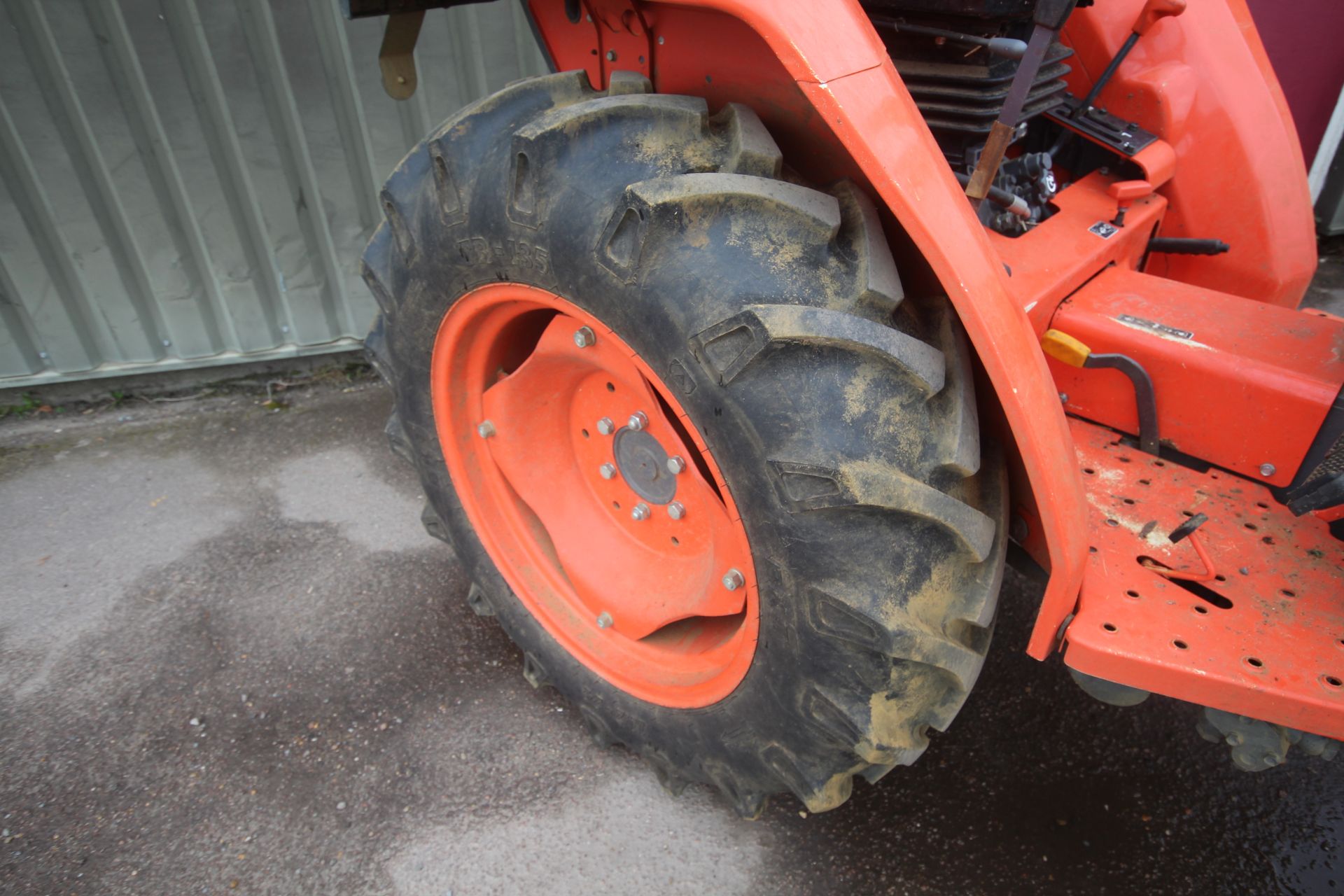 Kubota L3200 4WD compact tractor. Registration AY15 CYZ. Date of first registration xx/xx/2015. - Image 10 of 30