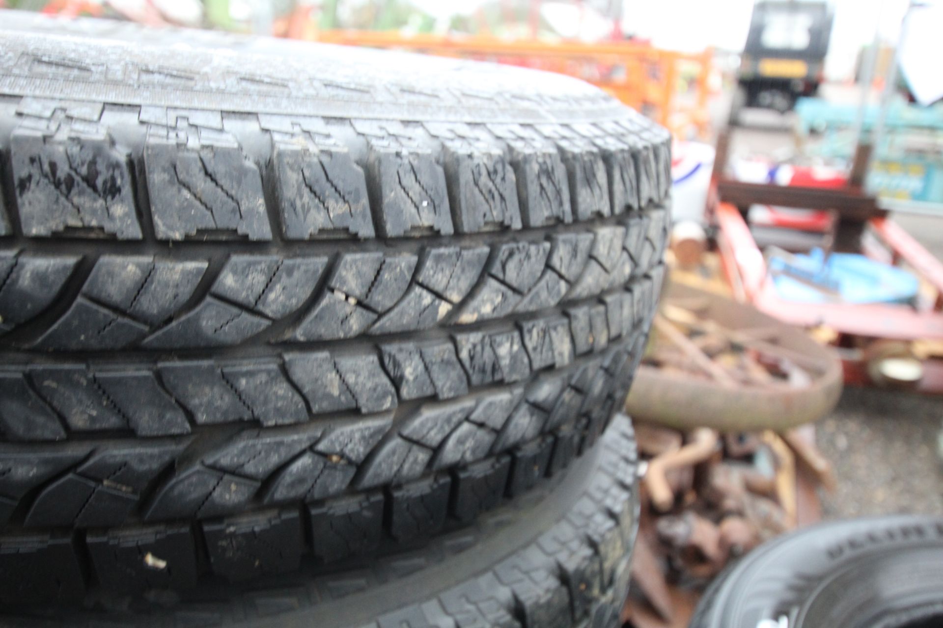 4x Land Rover wheels and tyres. - Image 4 of 7