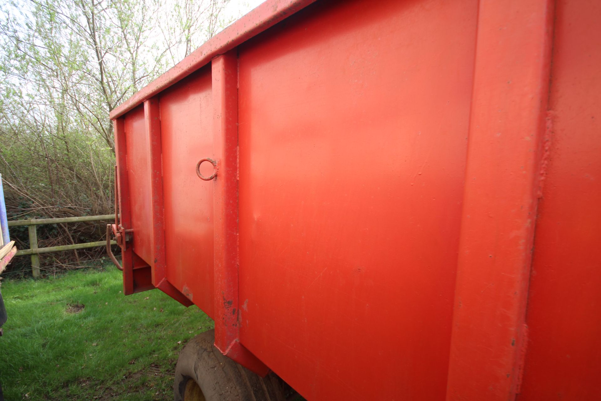 Massey Ferguson/ Weeks 6T single axle tipping trailer. From a local Deceased estate. - Image 13 of 27