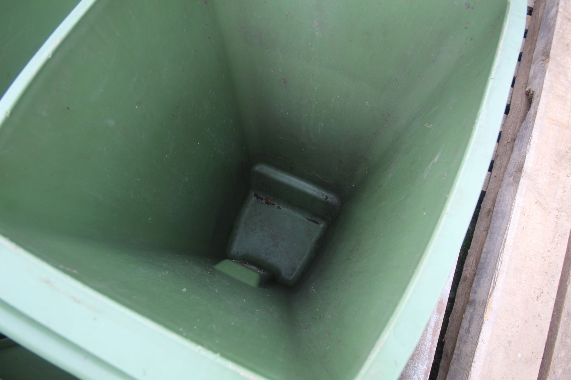 2x green wheelie bins. - Image 4 of 4