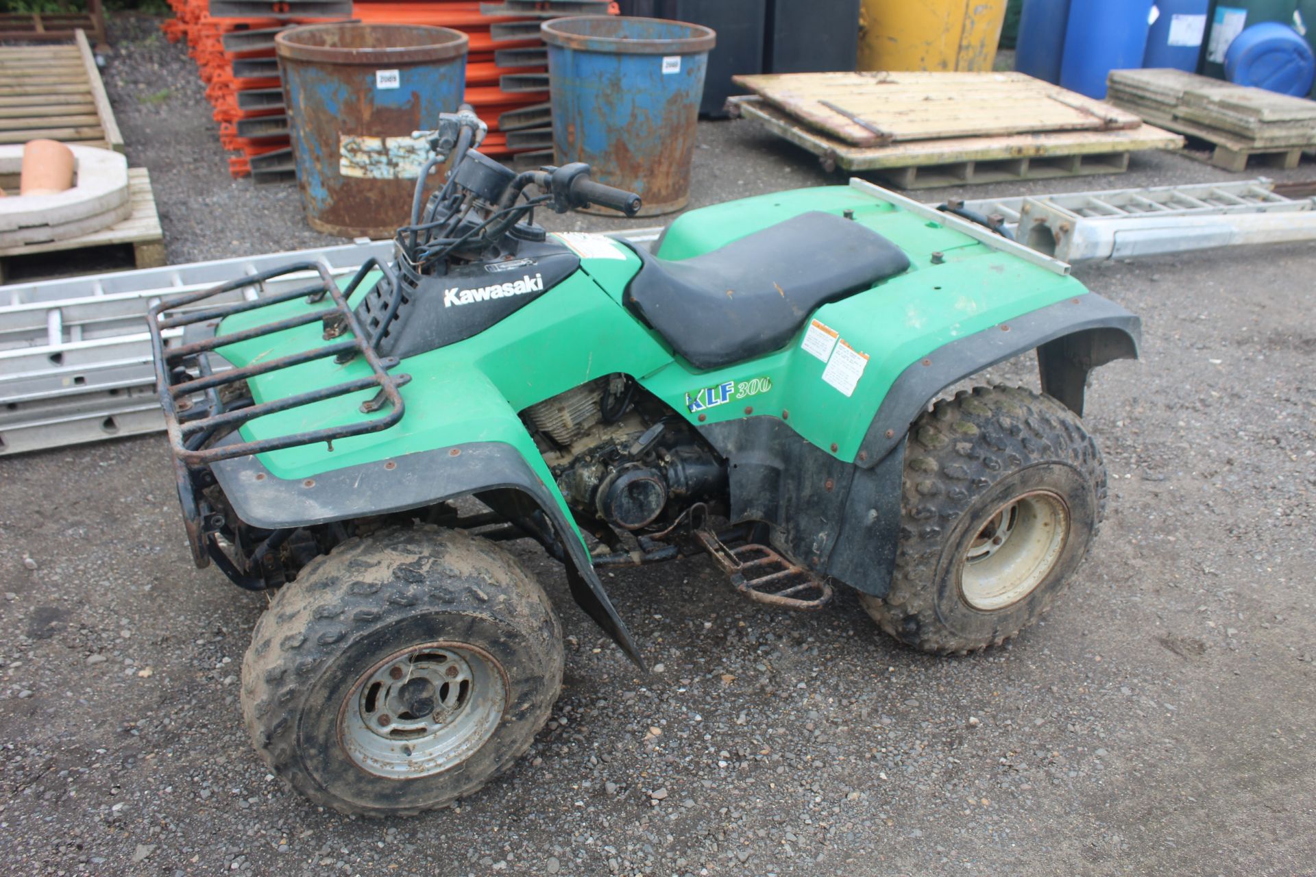 Kawasaki KLF 300 300cc 2WD quad bike. Key held. V