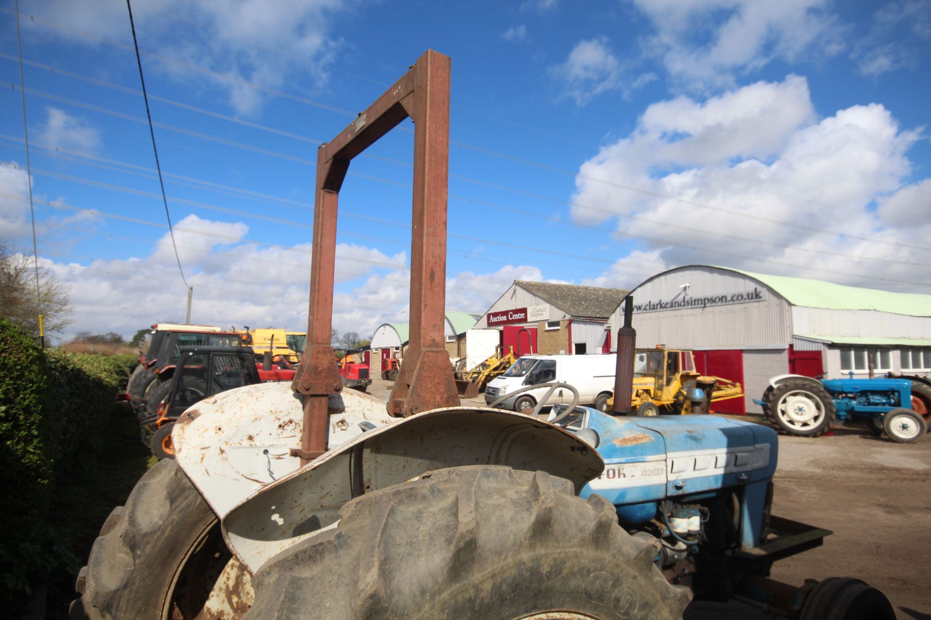 Ford 4000 Pre-Force 2WD tractor. Registration SRT 439F (expired). 13.6R36 rear wheels and tyres @ - Image 2 of 45