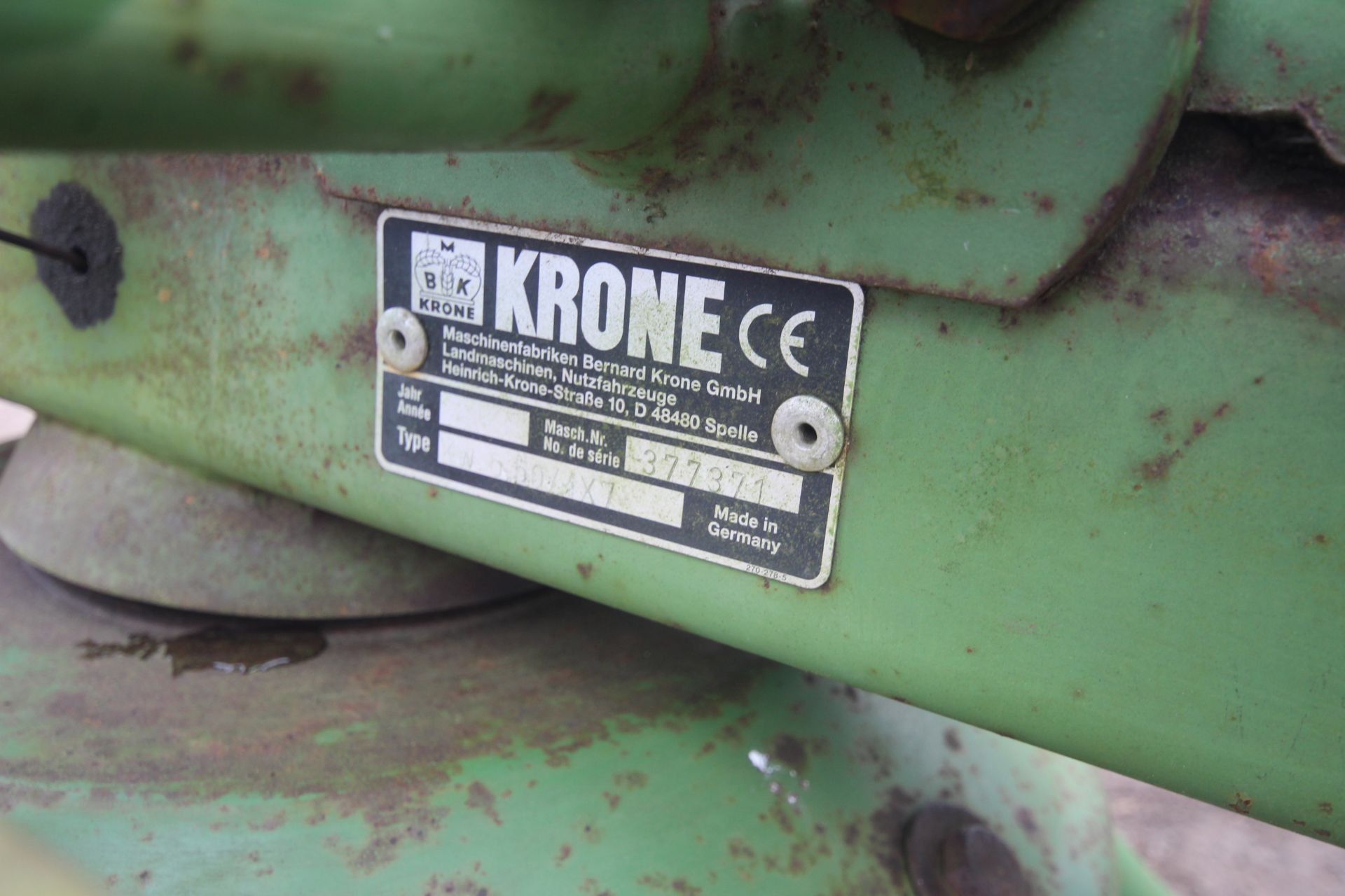 Krone KW4 4 rotor hydraulic folding mounted tedder. V - Image 13 of 13