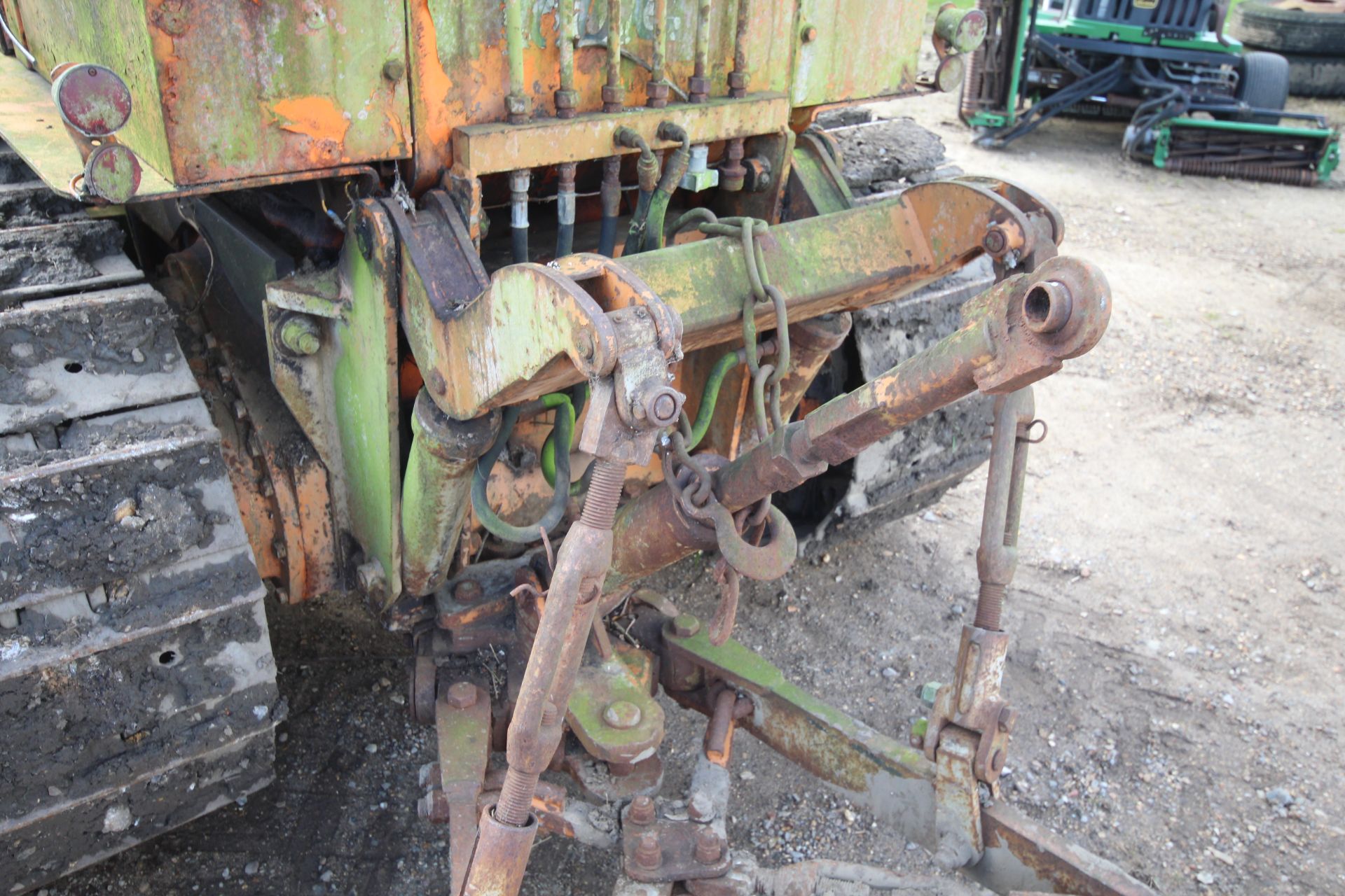 Fiat 100c steel tracked crawler. With Turner rear linkage. Owned from new. Unused for some time - Image 20 of 58