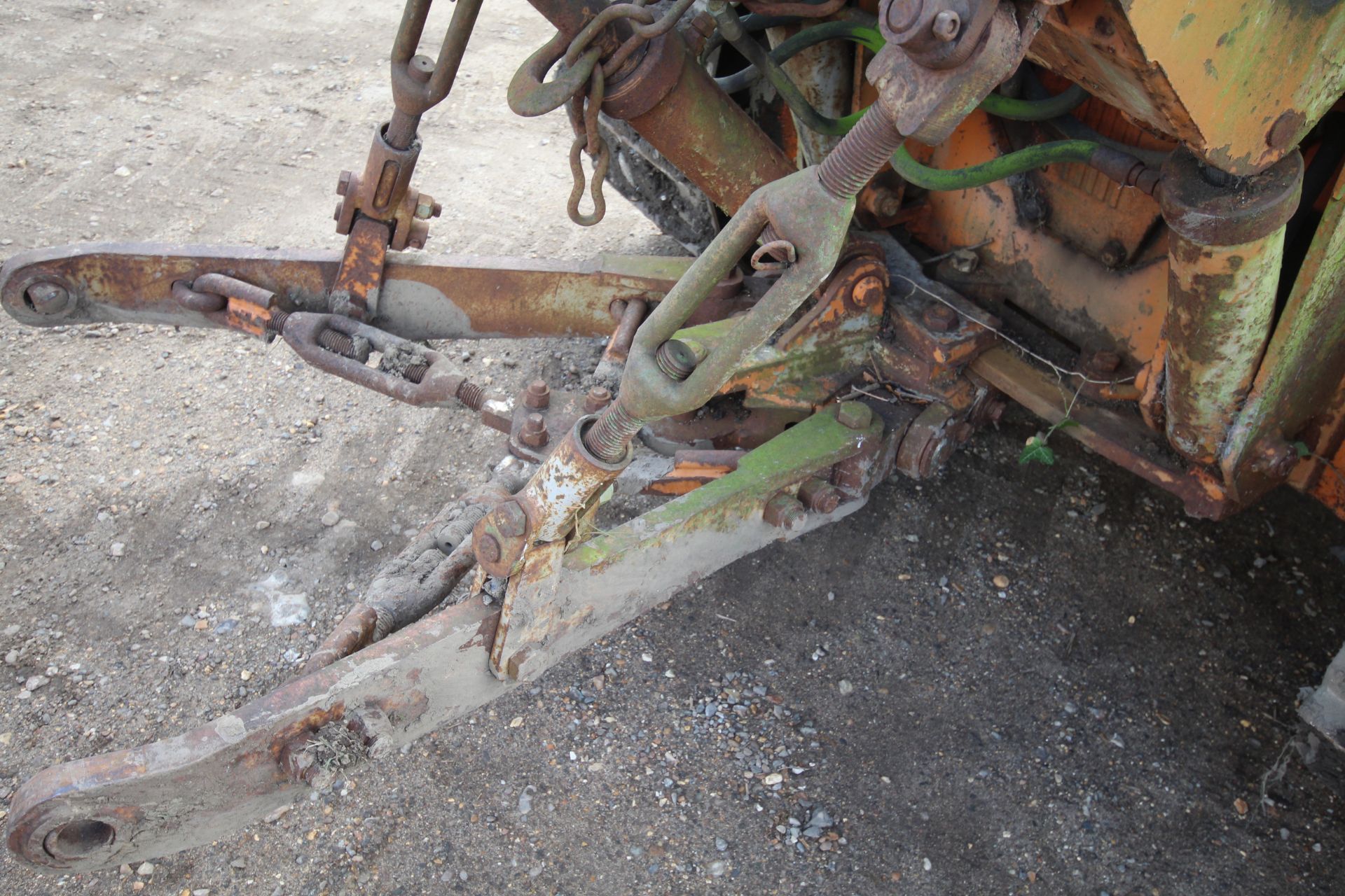 Fiat 100c steel tracked crawler. With Turner rear linkage. Owned from new. Unused for some time - Image 29 of 58