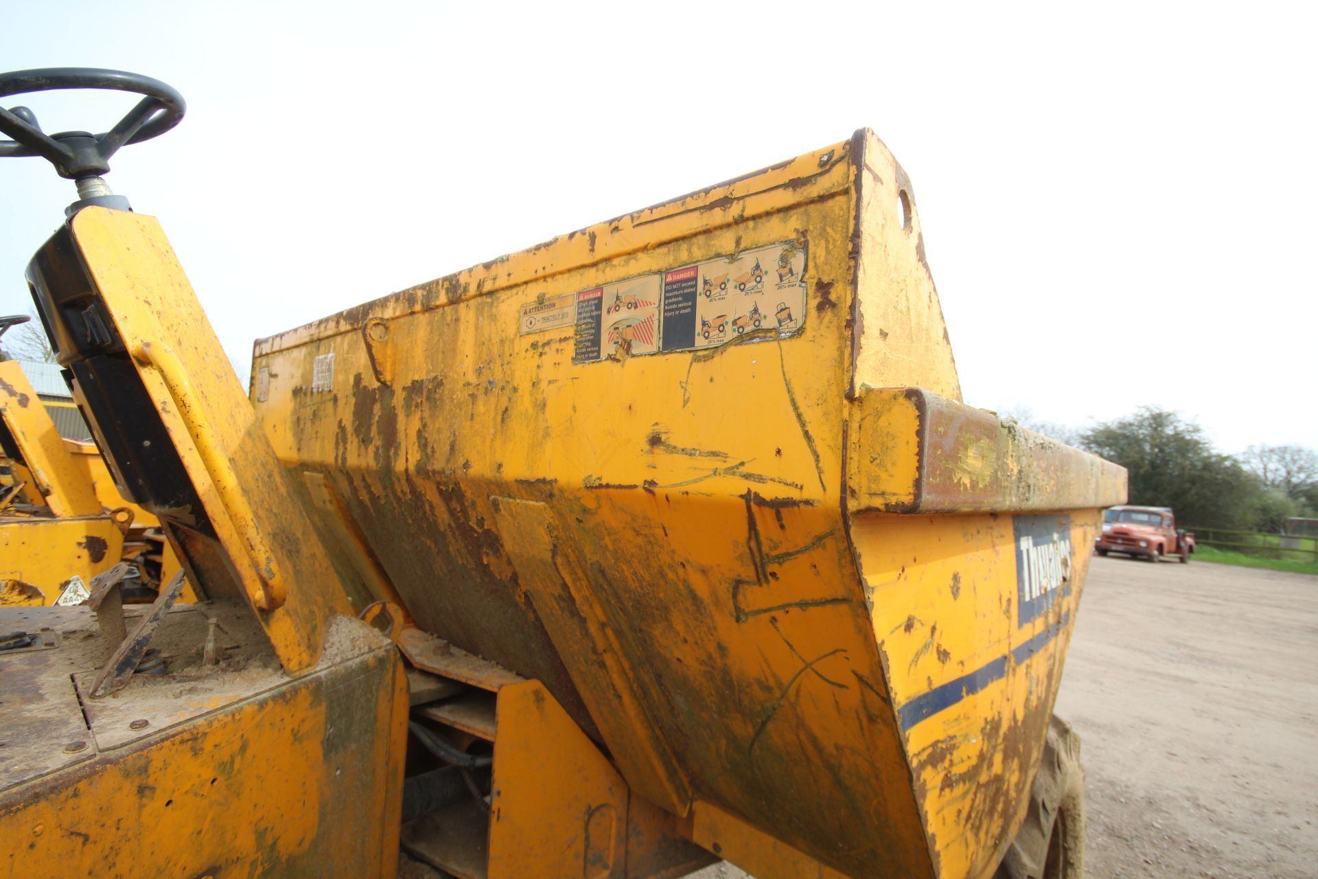 Thwaites 6T 4WD dumper. 2007. 4,971 hours. Serial number SLCM565ZZ706B4658. 405/70-20 wheels and - Image 8 of 35