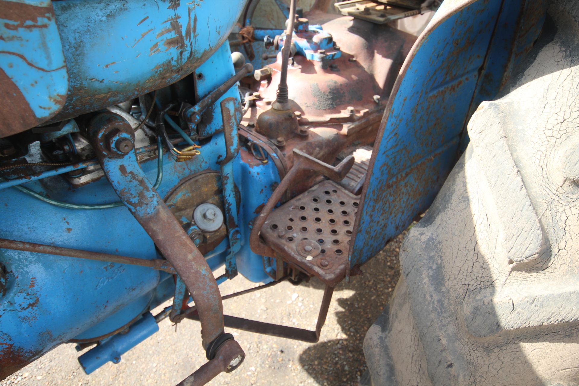 Fordson Super Major 2WD tractor. Key held. - Image 13 of 47