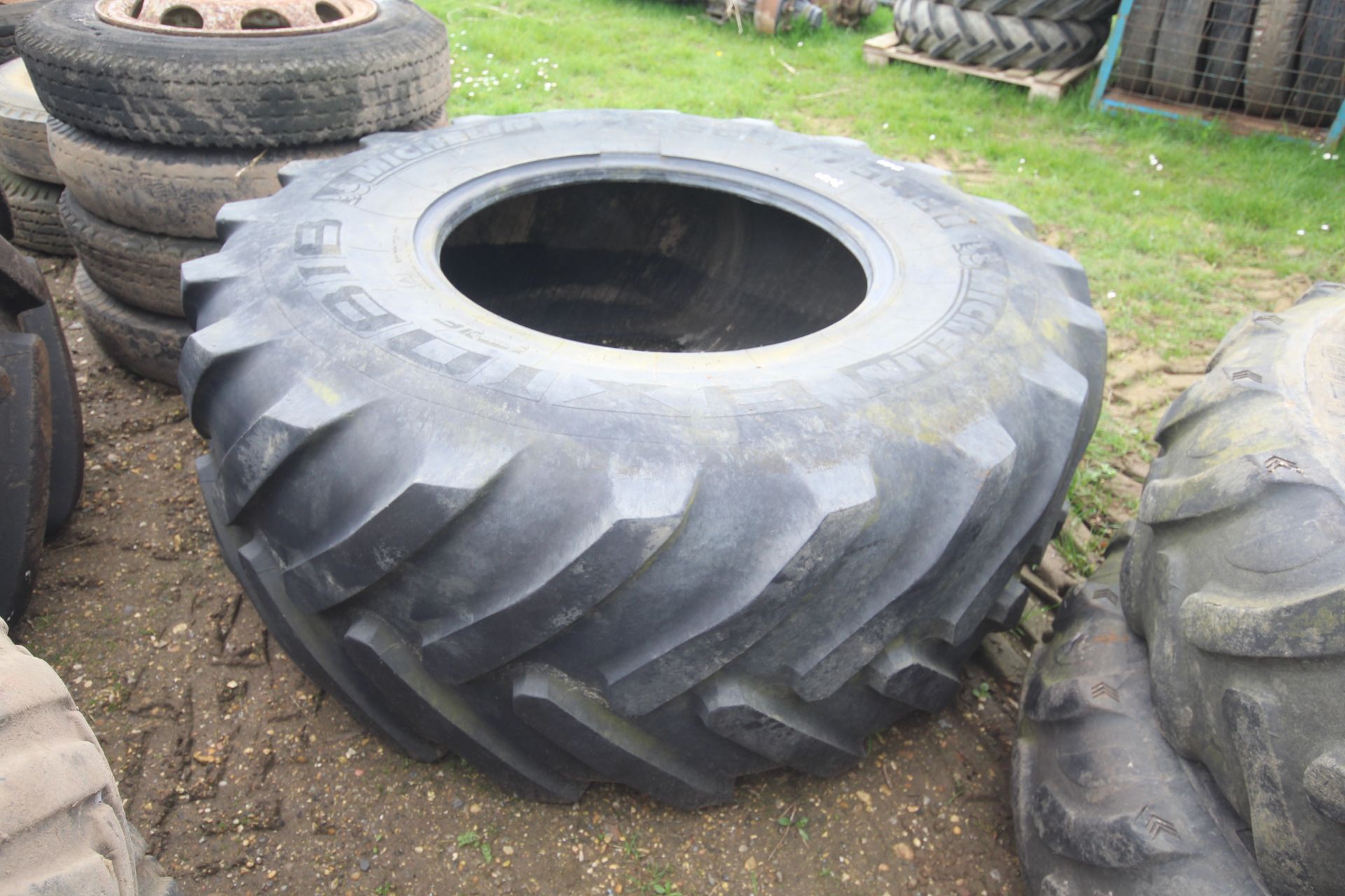 620/75R30 tyre. - Image 2 of 4