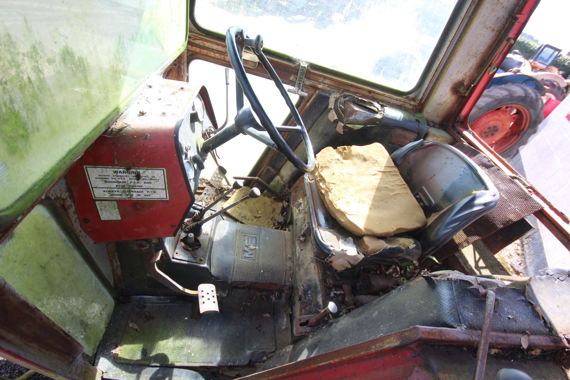 Massey Ferguson 550 2WD tractor. Registration DPV 391T (no paperwork). Date of first registration - Image 45 of 54