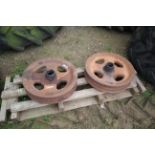 Fordson Major cast iron wheels. (11)