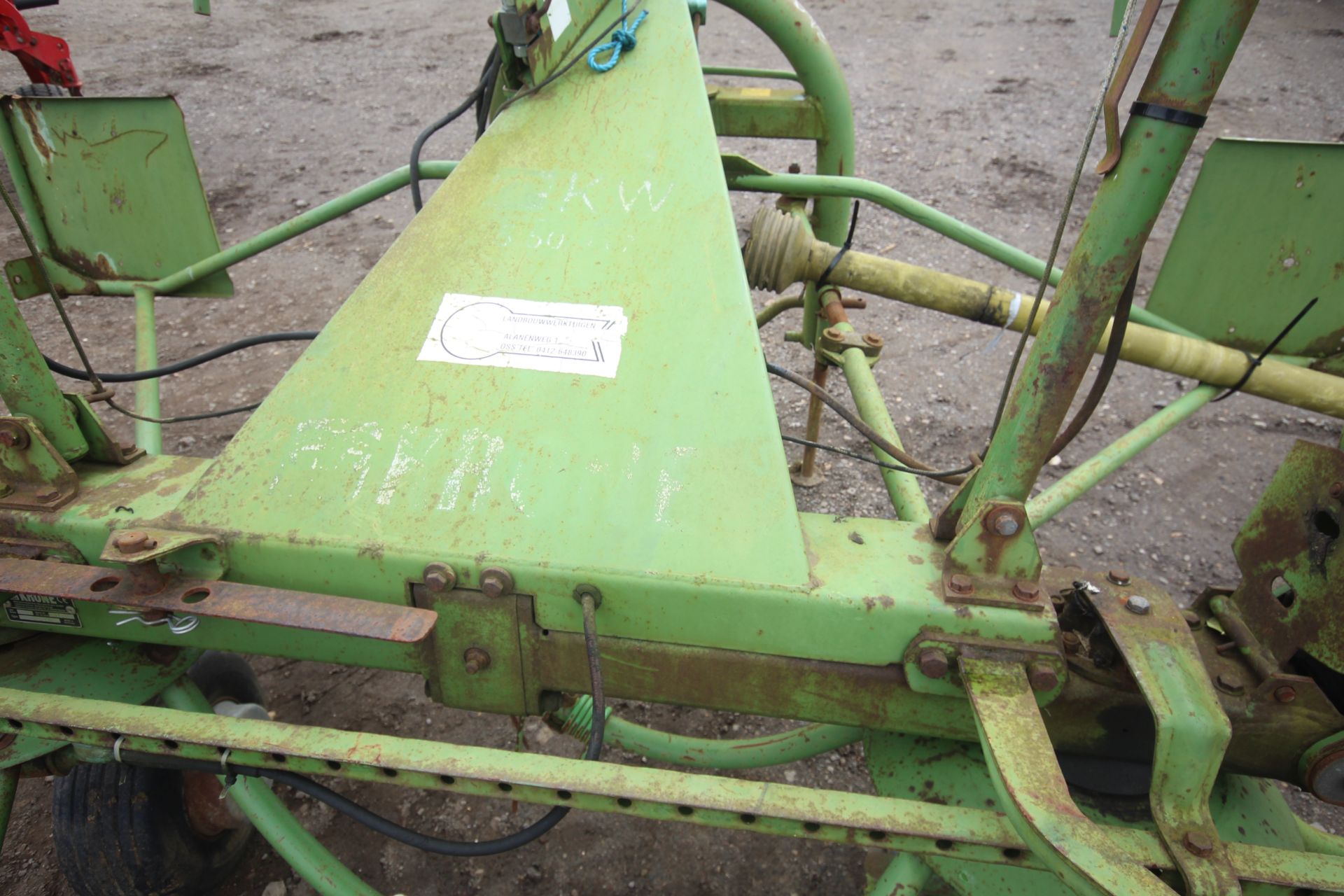 Krone KW4 4 rotor hydraulic folding mounted tedder. V - Image 12 of 13