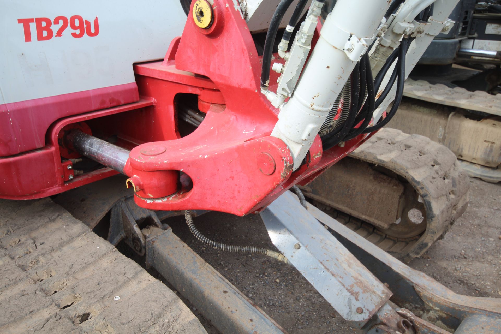 Takeuchi TB290 9T rubber track excavator. 2018. 5,524 hours. Serial number 190200976. With 4x - Image 17 of 68