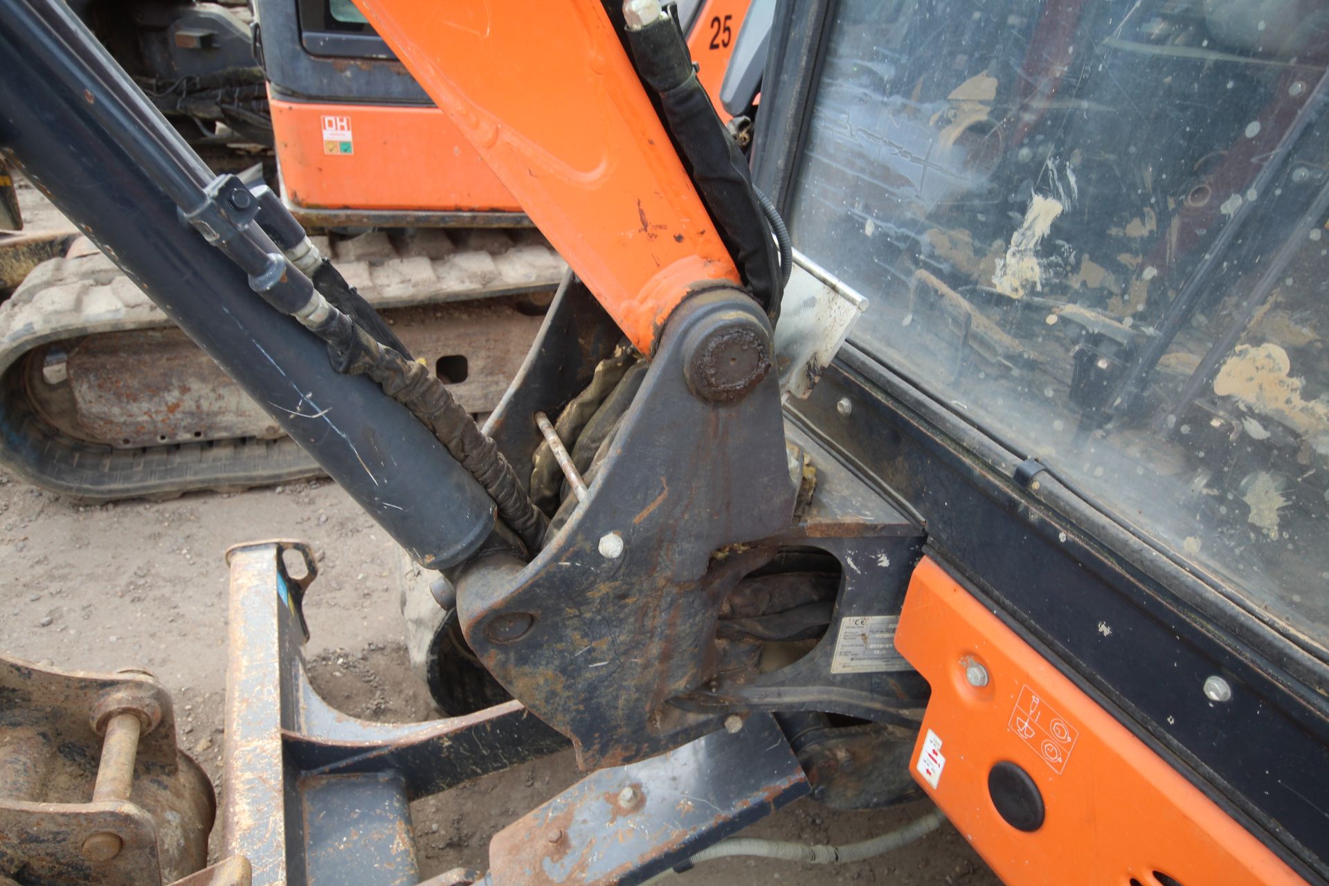 Hitachi Z-Axis 26U-5A 2.6T rubber track excavator. 2019. 2,120 hours. Serial number HCM - Image 32 of 61