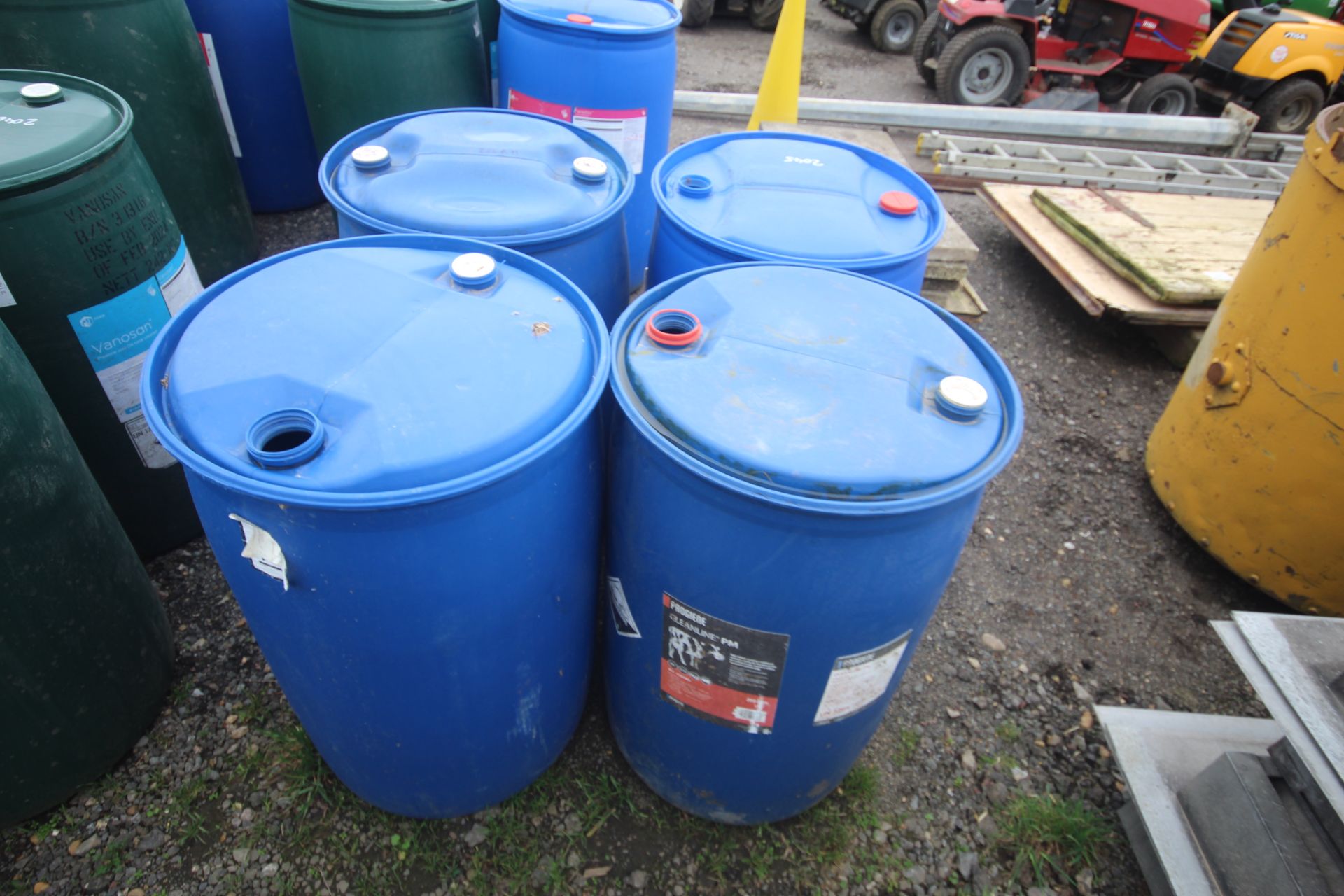 4x 200L plastic drums. V - Image 2 of 2