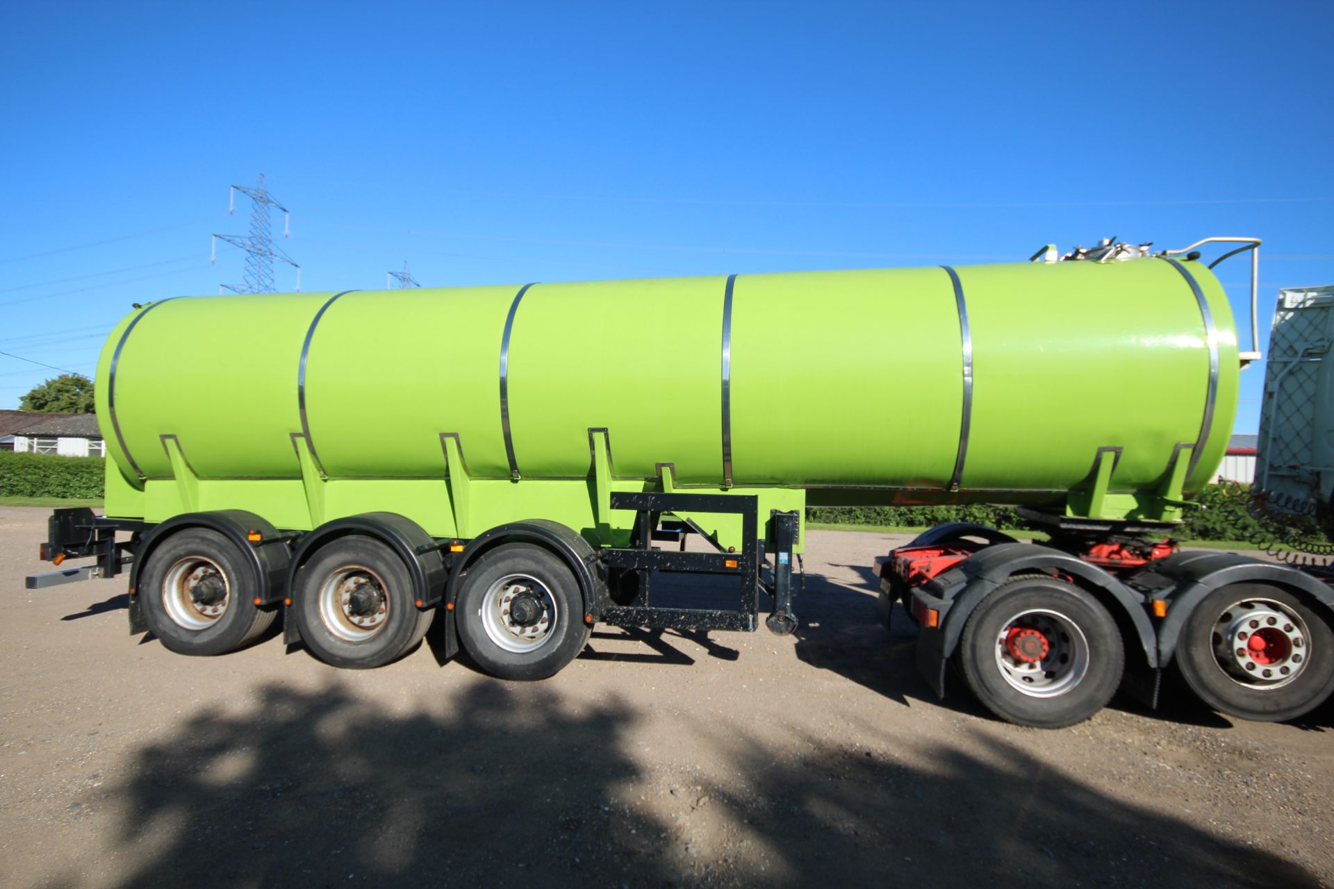 Dairy Products Transport 24,575L stainless steel tri-axle tanker. Registration A160342. Date of - Image 2 of 54